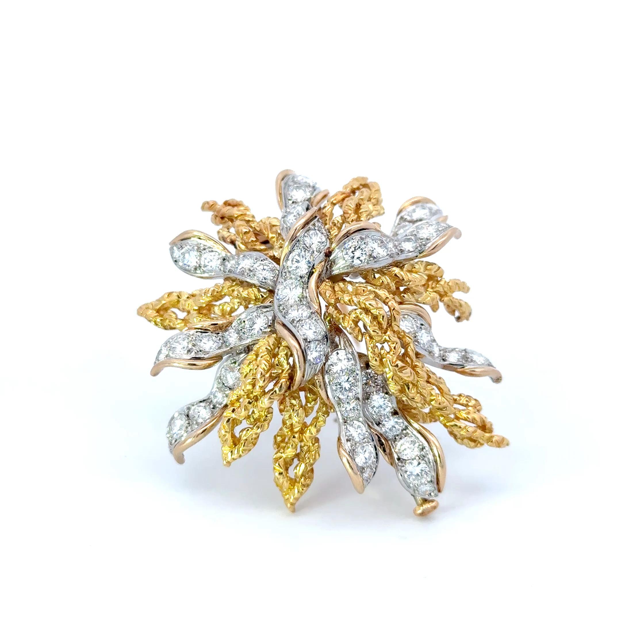 Boucheron geblümte Diamantbrosche 18K Gelbgold/Platininum (Rundschliff) im Angebot