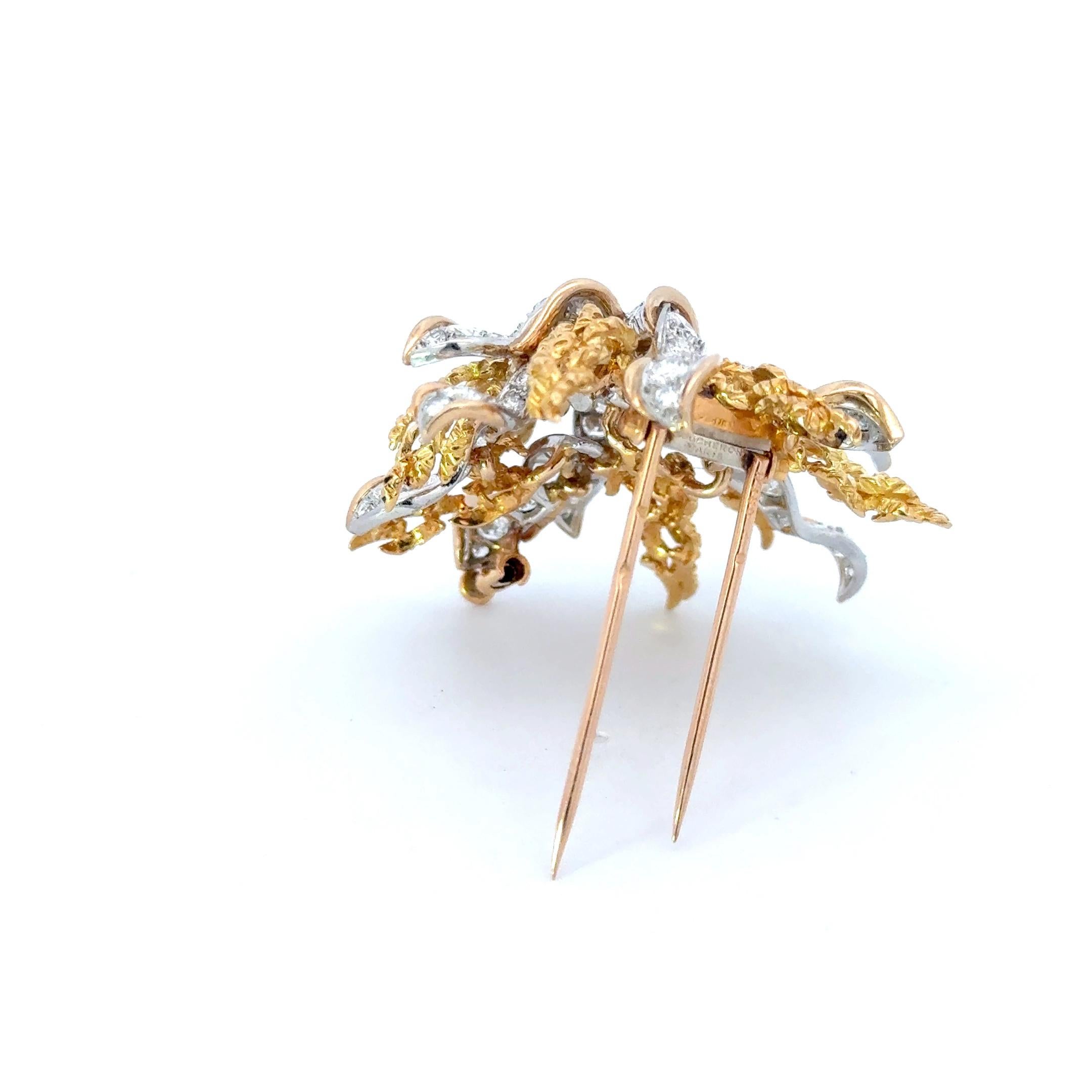 Boucheron geblümte Diamantbrosche 18K Gelbgold/Platininum im Zustand „Hervorragend“ im Angebot in Dallas, TX