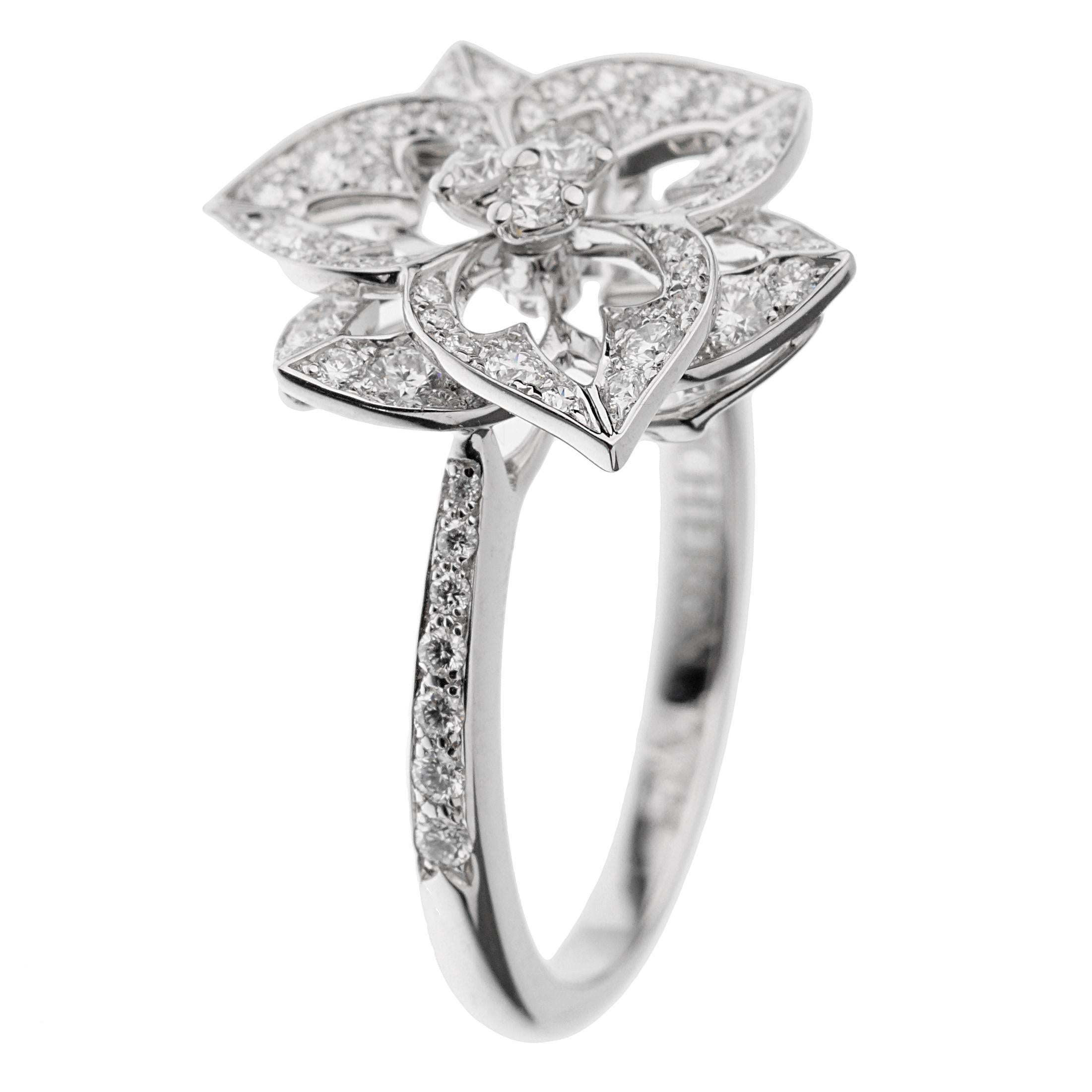 Round Cut Boucheron Flower Diamond White Gold Cocktail Ring Sz 6 1/4 For Sale