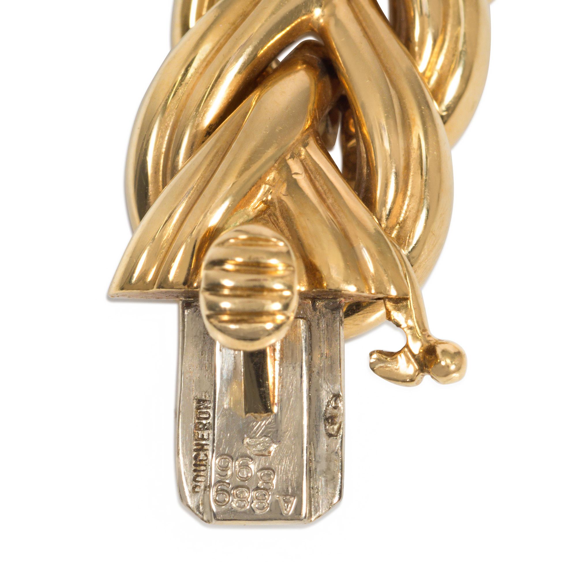 Women's or Men's Boucheron, France 1970s Gold Braided Link Collar Necklace For Sale