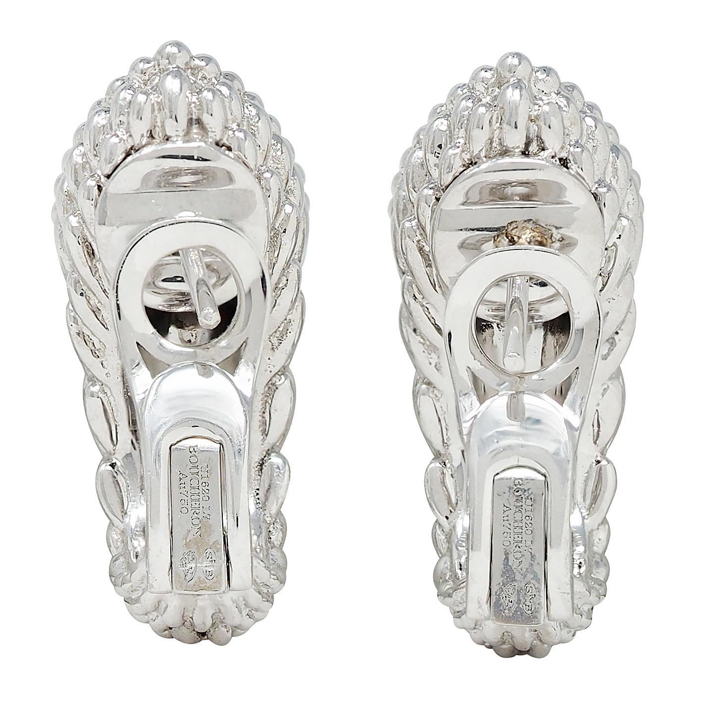 Taille brillant Boucheron Boucles d'oreilles Serpent Boheme J en or blanc 18 carats avec diamants français en vente