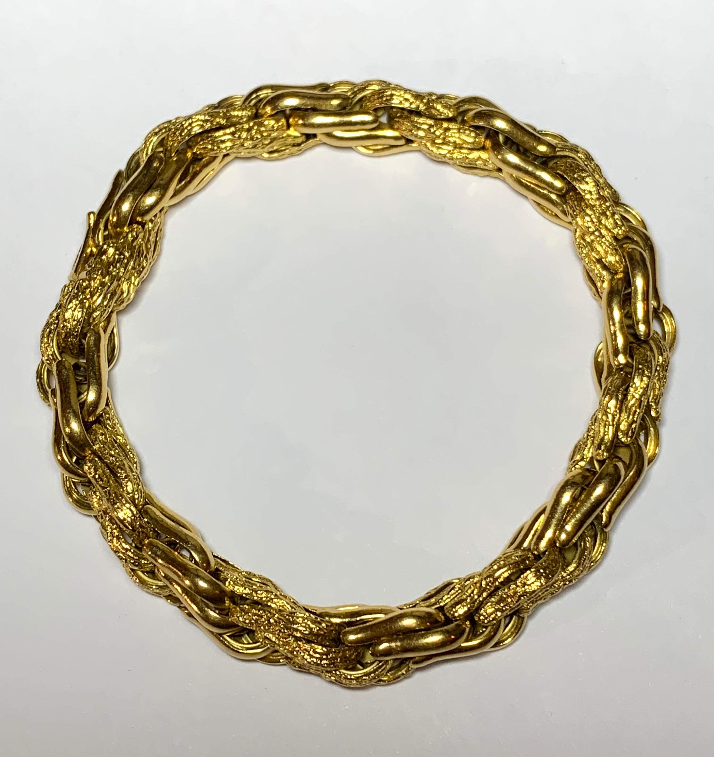 A fine bracelet manufactured by Georges Lenfant for Boucheron. Lenfant is renowned for creating some of the most desirable gold jewellery of the 20th century for houses such as Cartier, VCA and in this instance, Boucheron. This rare link features