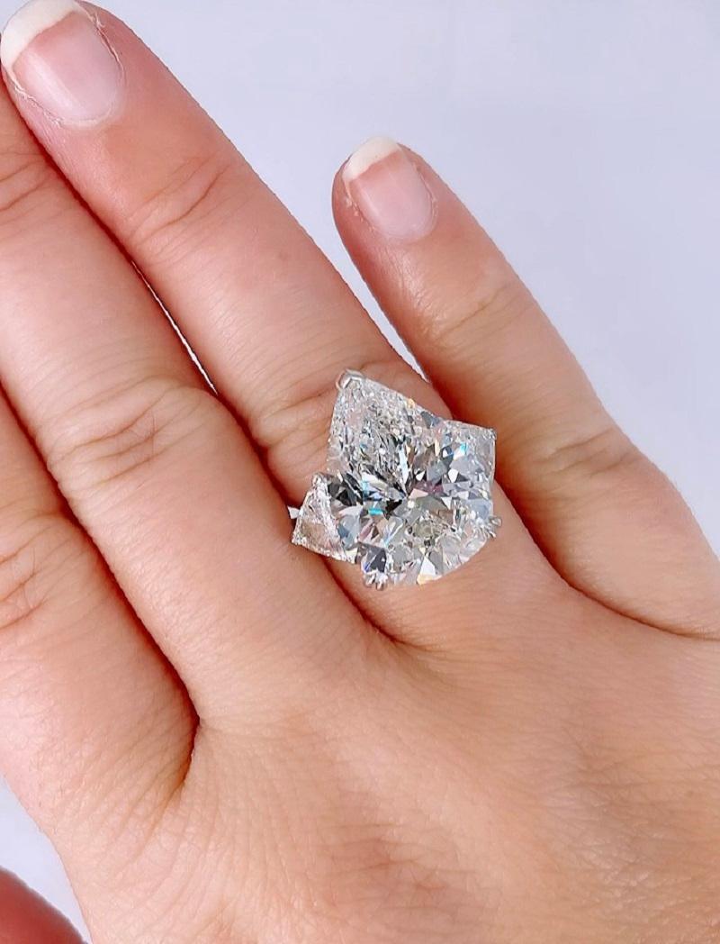 trillion cut diamond ring