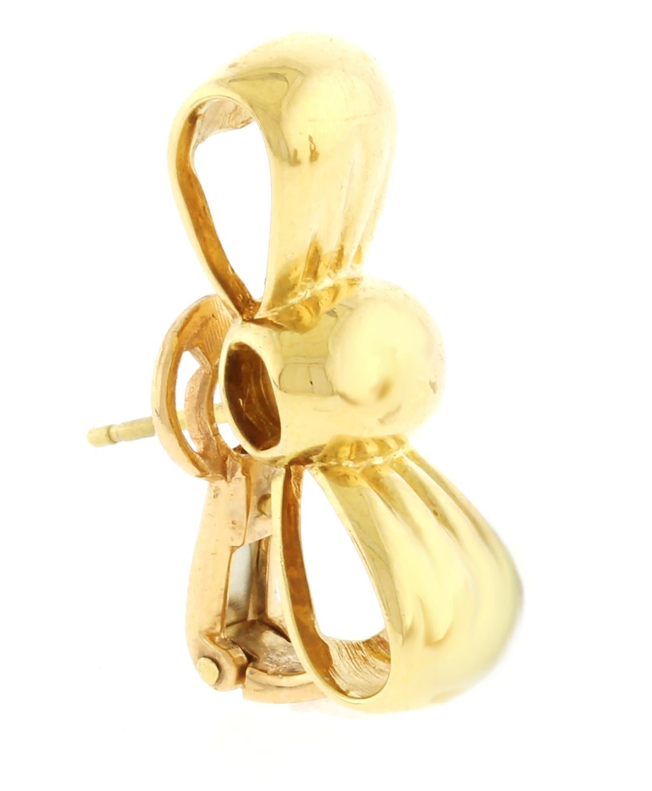 Orecchini con fiocco in oro di Boucheron in vendita 1