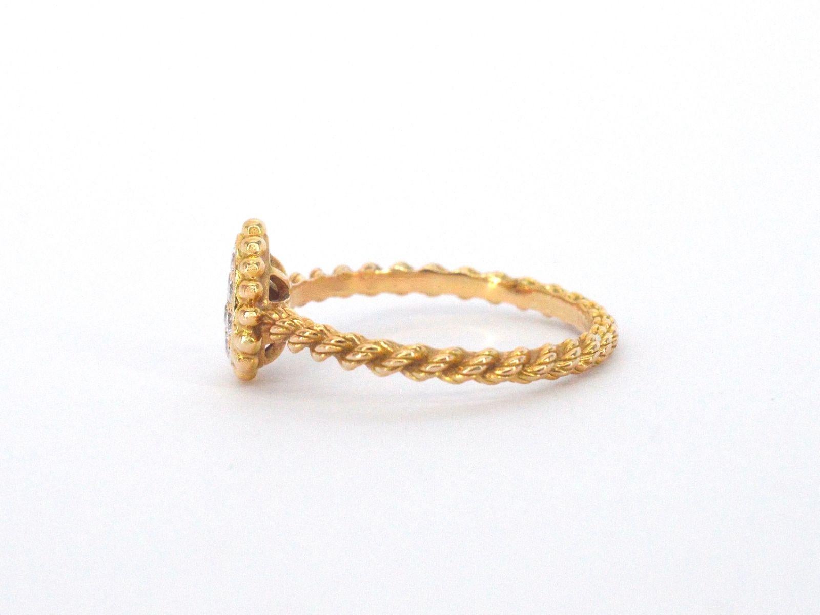 Brilliant Cut Boucheron - Golden 'Serpent boheme' ring With Diamonds  For Sale