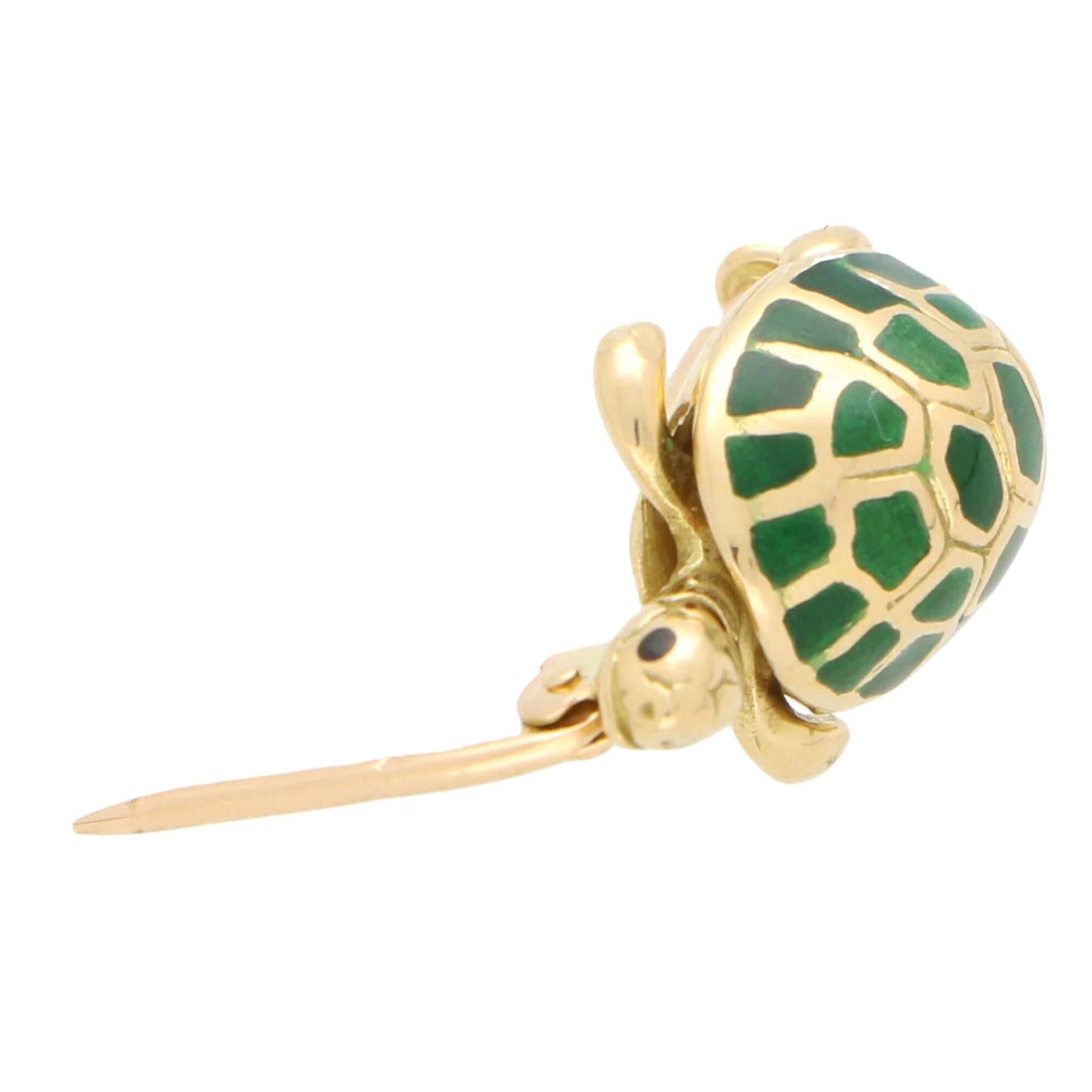Women's or Men's Boucheron Green Enamel Turtle Pin / Brooch Set in 18 Karat Yellow Gold