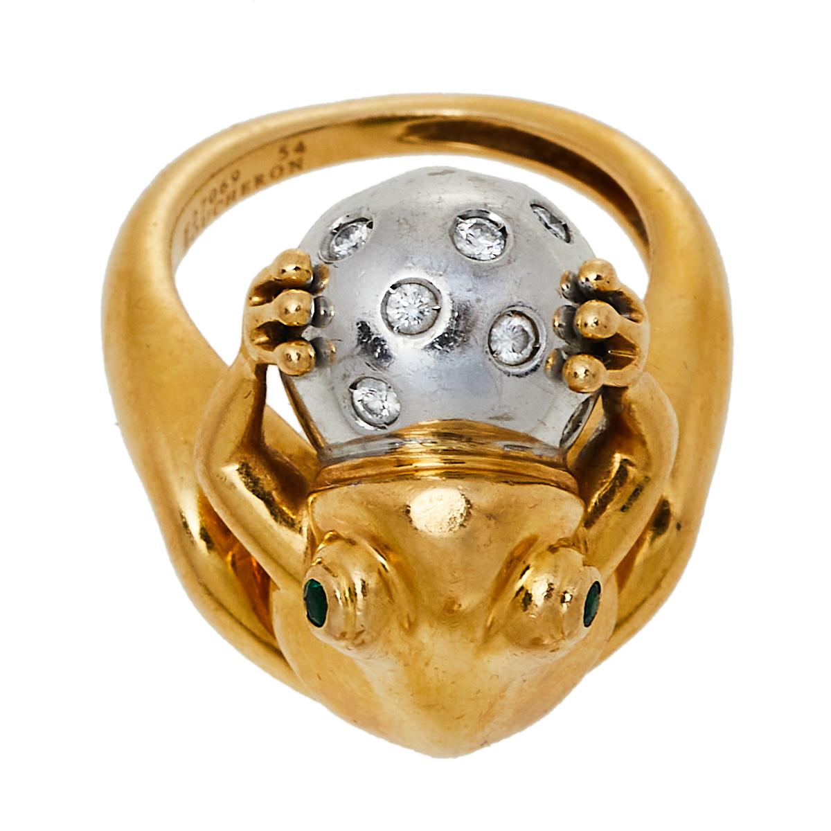 Creations from Boucheron are so beautiful and creative, they often take our breath away! This exquisite Grenouille ring is sculpted from 18K gold in two tones. On top of a smooth band, a well-carved yellow gold frog sits holding a white gold ball in