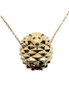 Boucheron Hans the Hedgehog Ruby Eyes 18K Yellow Gold Chain Pendant Necklace