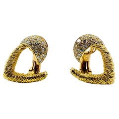 Orecchini a cuore Boucheron con diamante in oro 18k