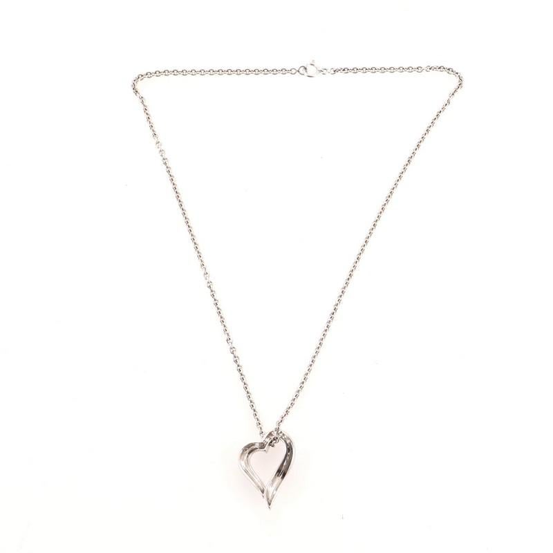Boucheron Heart Pendant Necklace 18 Karat White Gold In Good Condition In New York, NY
