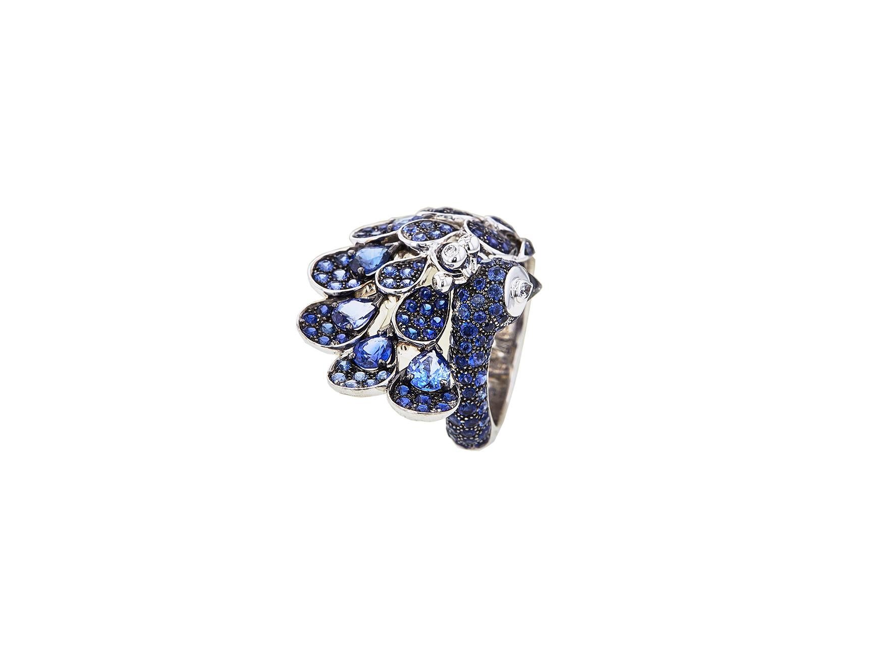 Contemporary Boucheron 'Héra' White Gold Sapphire and Diamond Ring