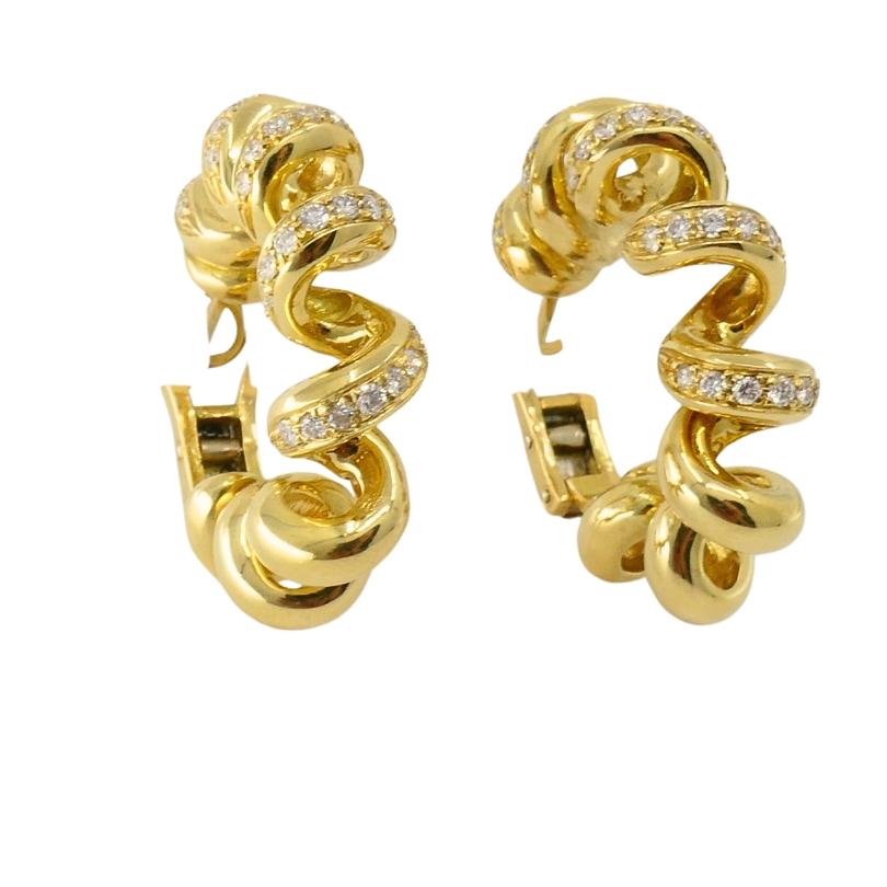 Boucheron Hoop Earrings Swirl Design 18k Gold Diamond For Sale 2