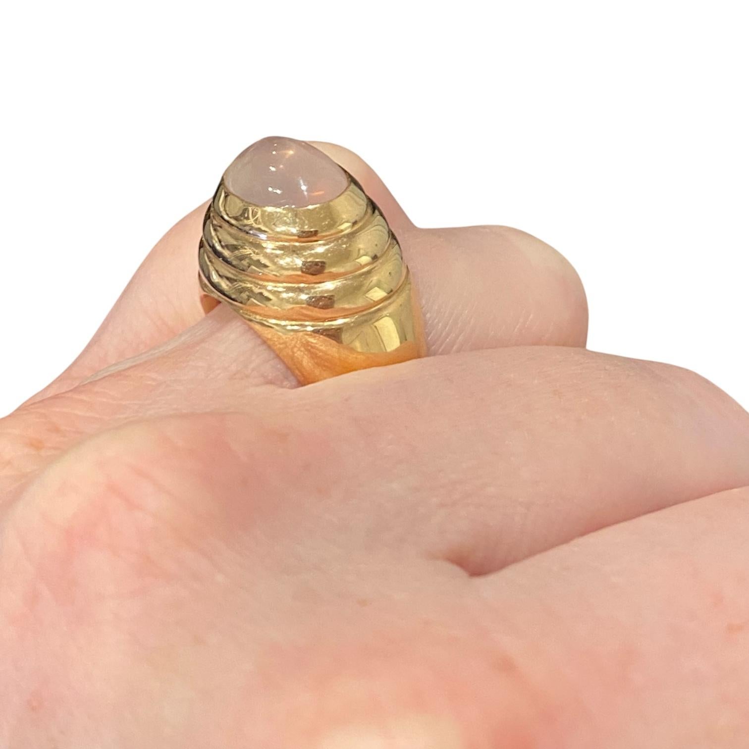 Anello Boucheron Jaipur in oro rosa 18 carati al quarzo rosa in vendita 6