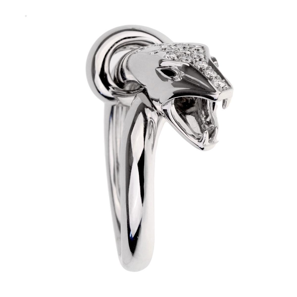 A fierce Boucheron snake ring adorned with round brilliant cut diamonds in shimmering 18k white gold.

Size 5 (Resizeable)