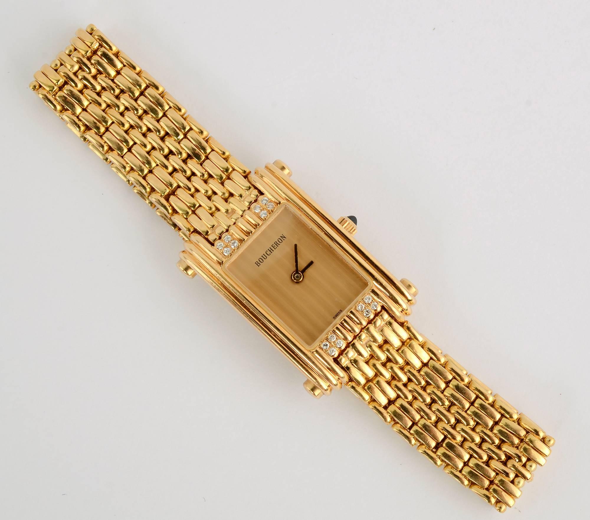 Moderne Boucheron Montre-bracelet habillée pour femme en or jaune en vente