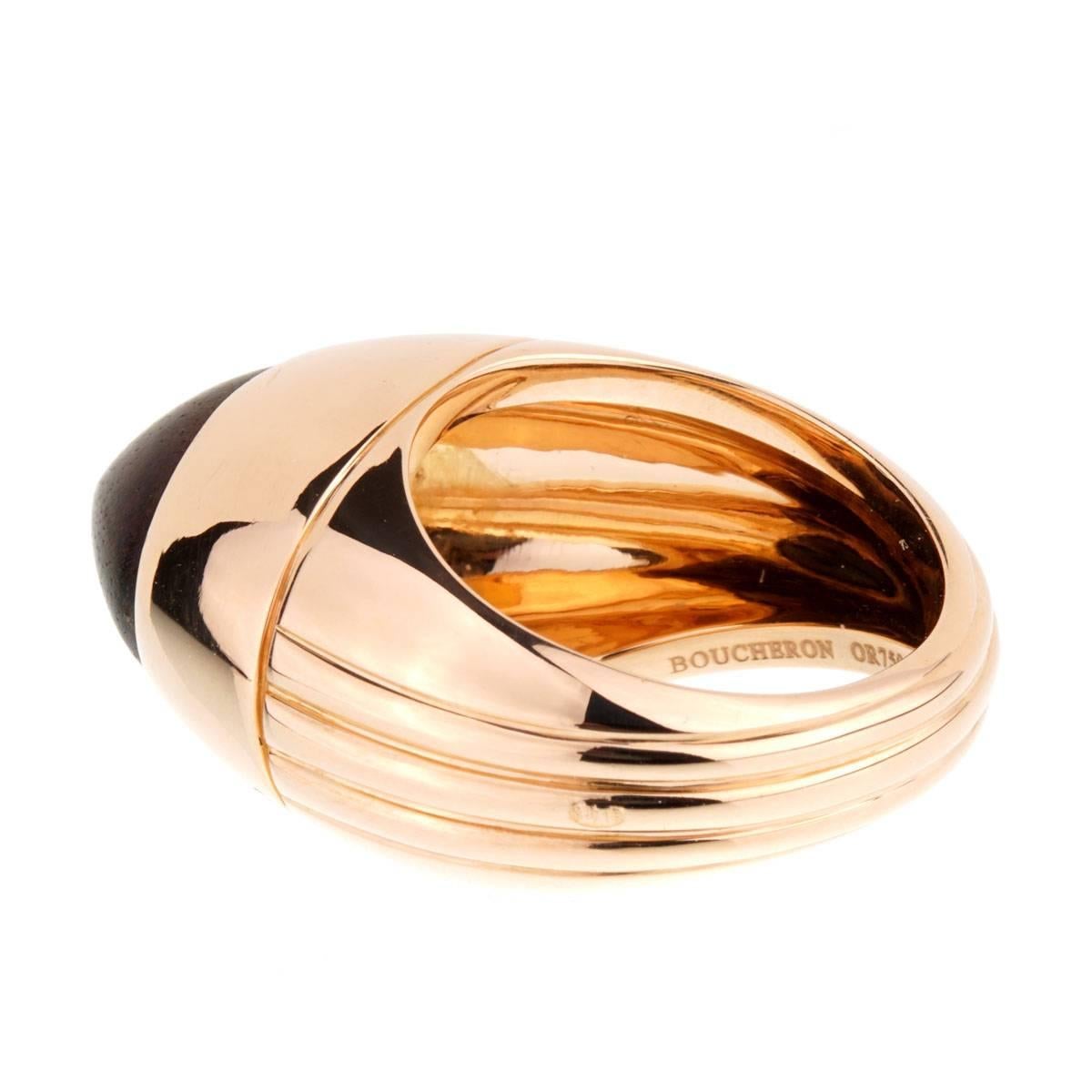 A chic Boucheron ring limited to 26 pieces crafted in 18k rose gold and set with a wood.