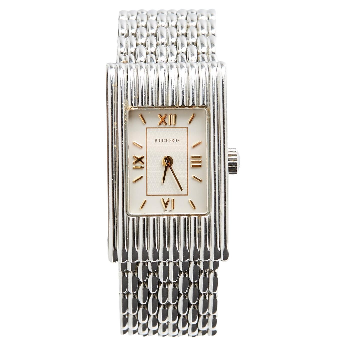 What makes a watch antique?