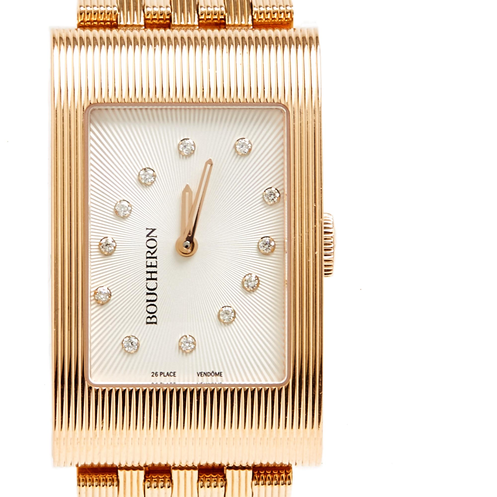 Montre Boucheron collection Reflet, format Grand Modèle, en or jaune 18 carats, mouvement à quartz, index diamants taille brillant, bracelet en or jaune, 6 bracelets supplémentaires, dont 2 de taille 