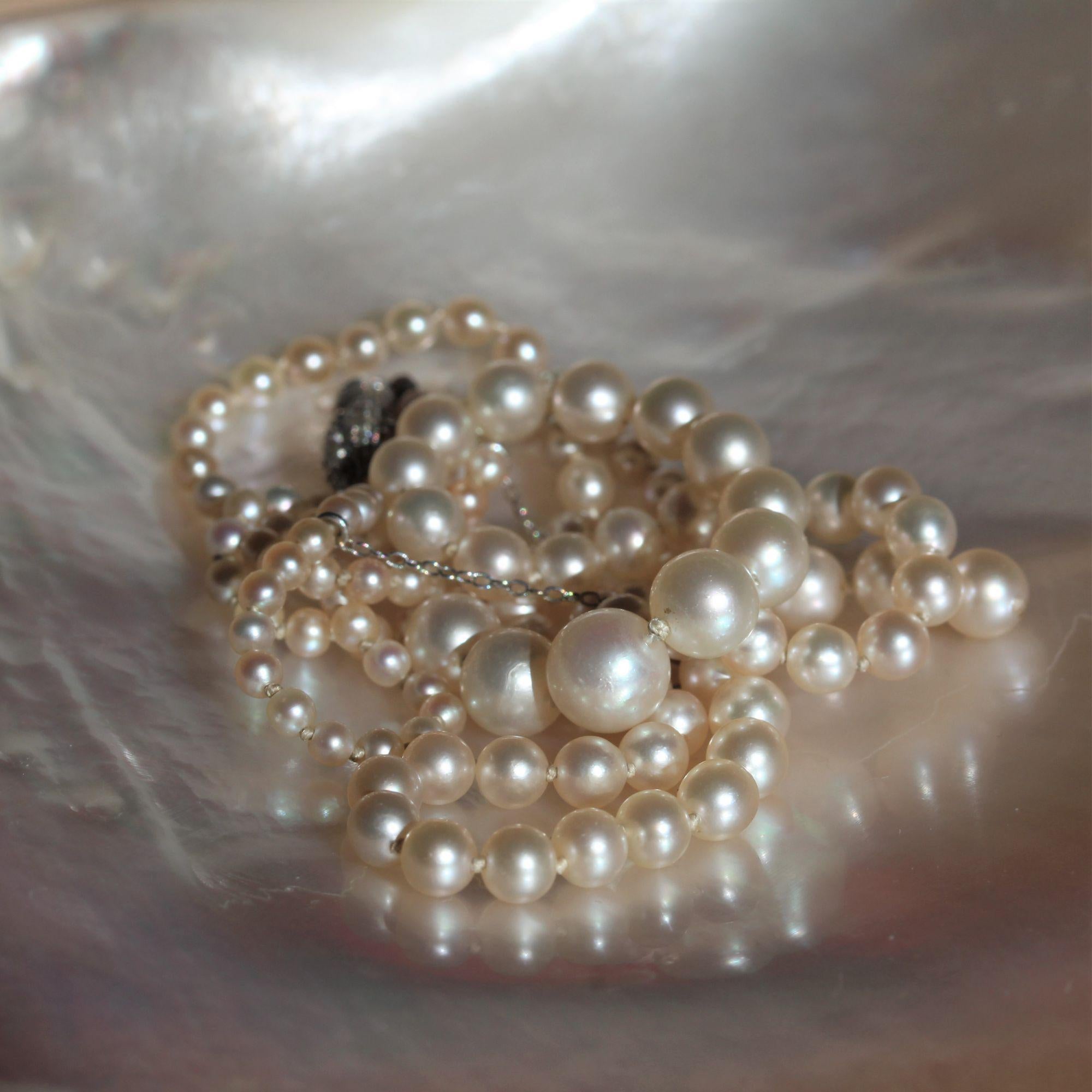 Women's Boucheron Natural Pearl Certified Diamonds 18 Karat White Gold Clasp Necklace