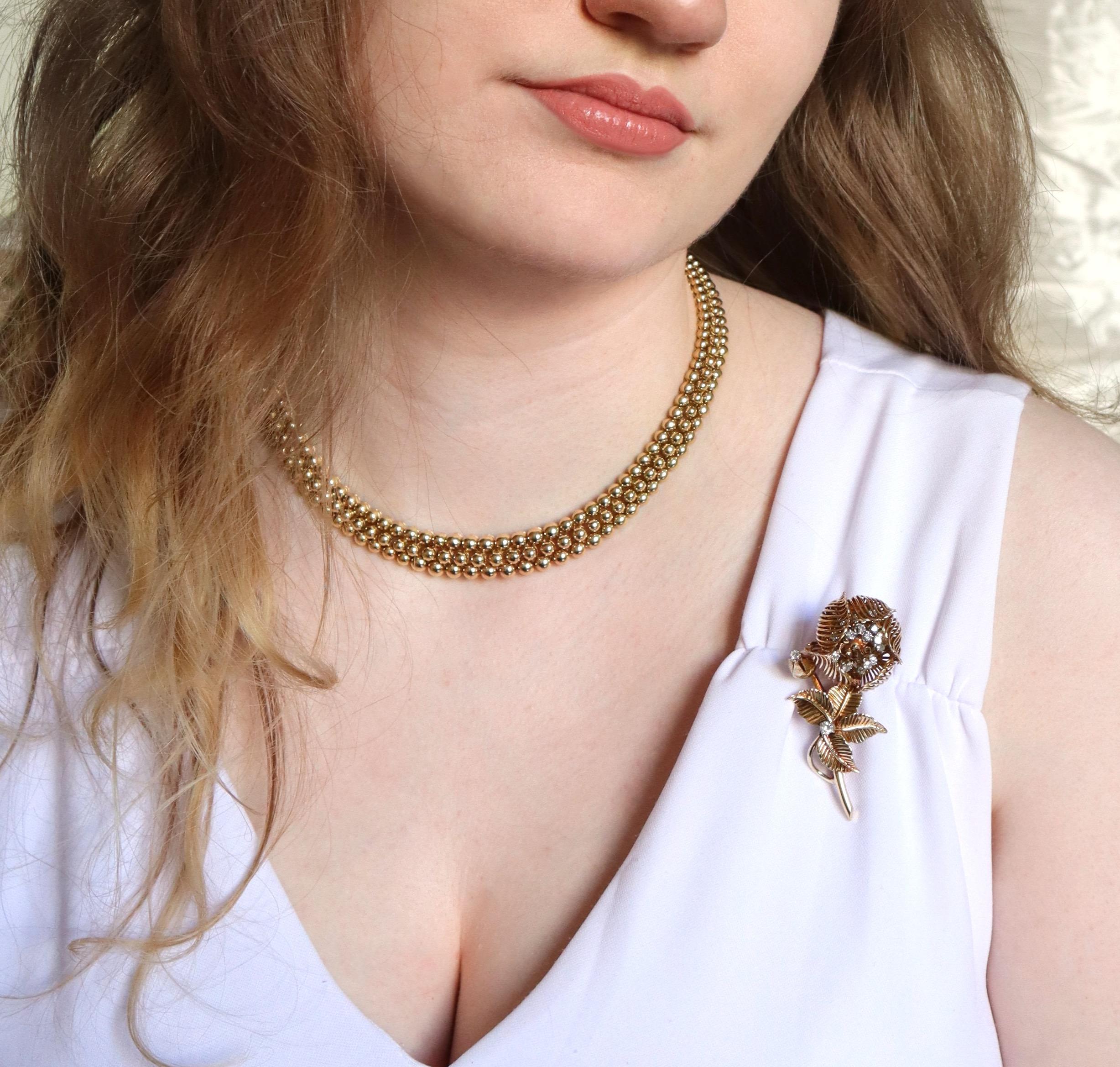 Collana Boucheron in oro giallo 18 carati Palle d'oro In condizioni buone in vendita a Paris, FR