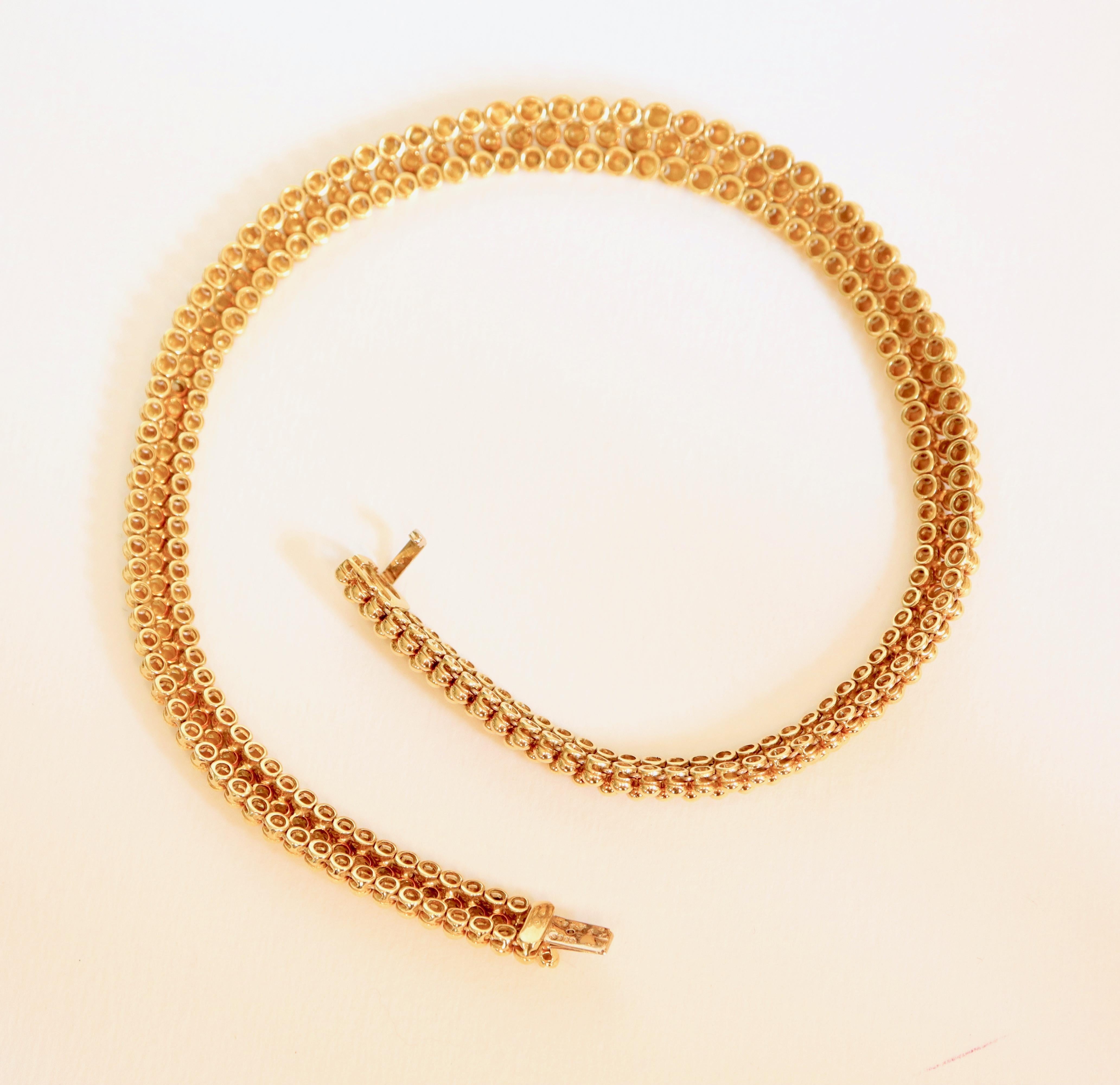 Boucheron Necklace in 18 Carat Yellow Gold For Sale 1