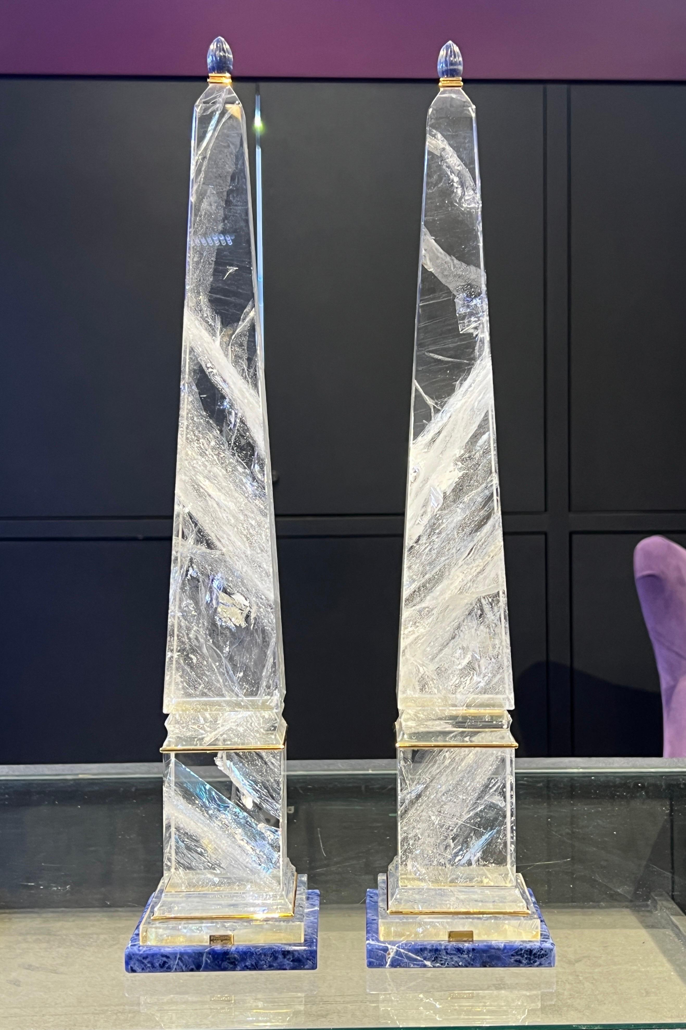 Boucheron Paire d'obélisques en cristal de roche et or en vente 5