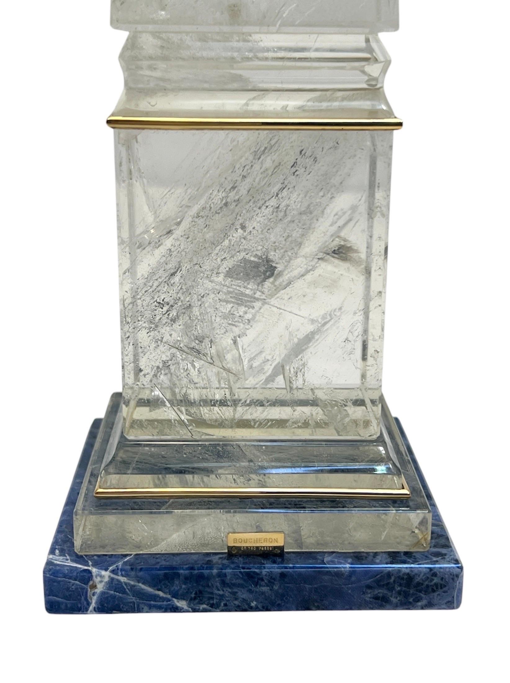 Boucheron Paire d'obélisques en cristal de roche et or en vente 2