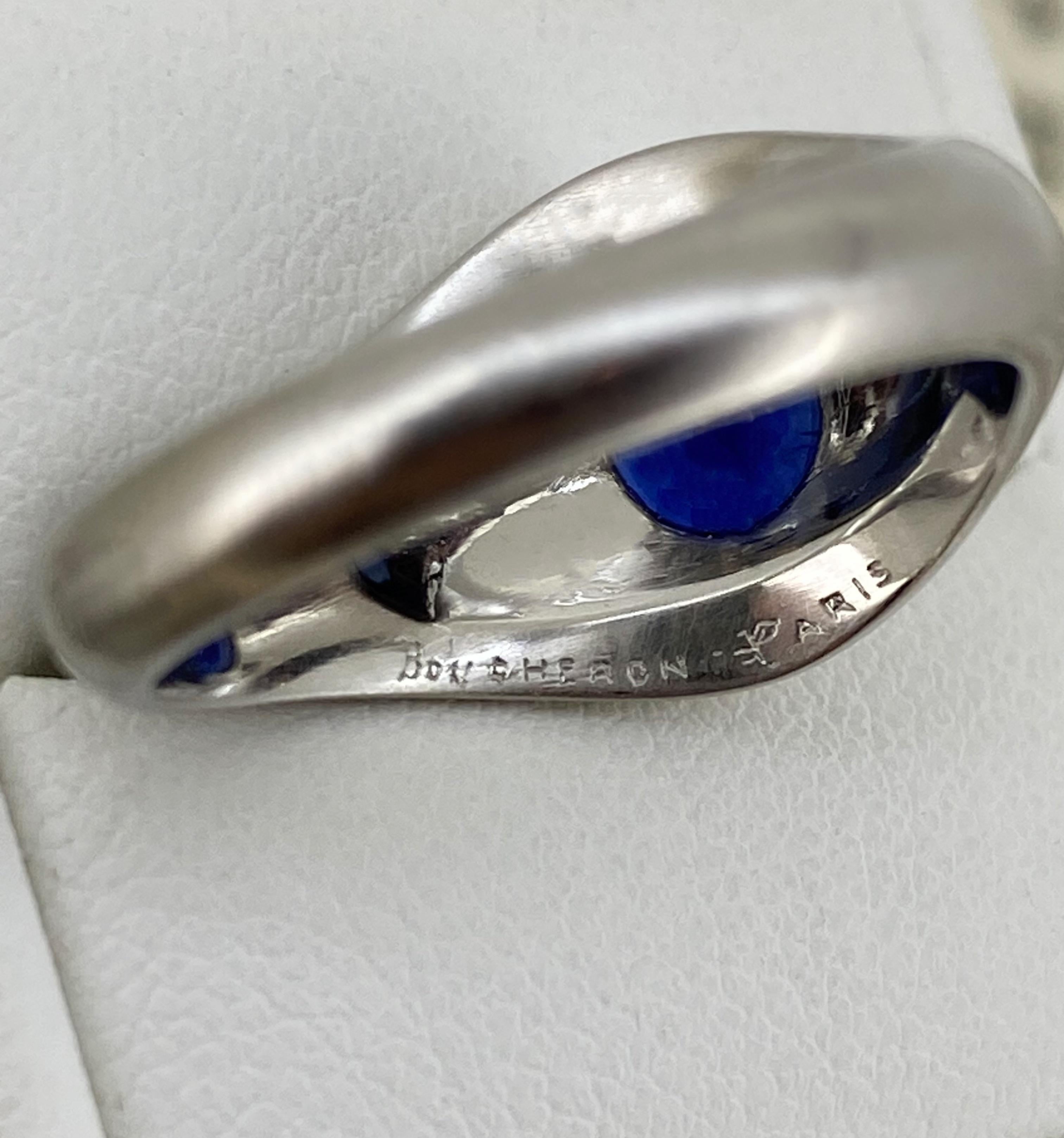 Bague sigillaire en platine avec saphir naturel du Cambodge (Pailin), Boucheron Paris, 1,30 carat en vente 3