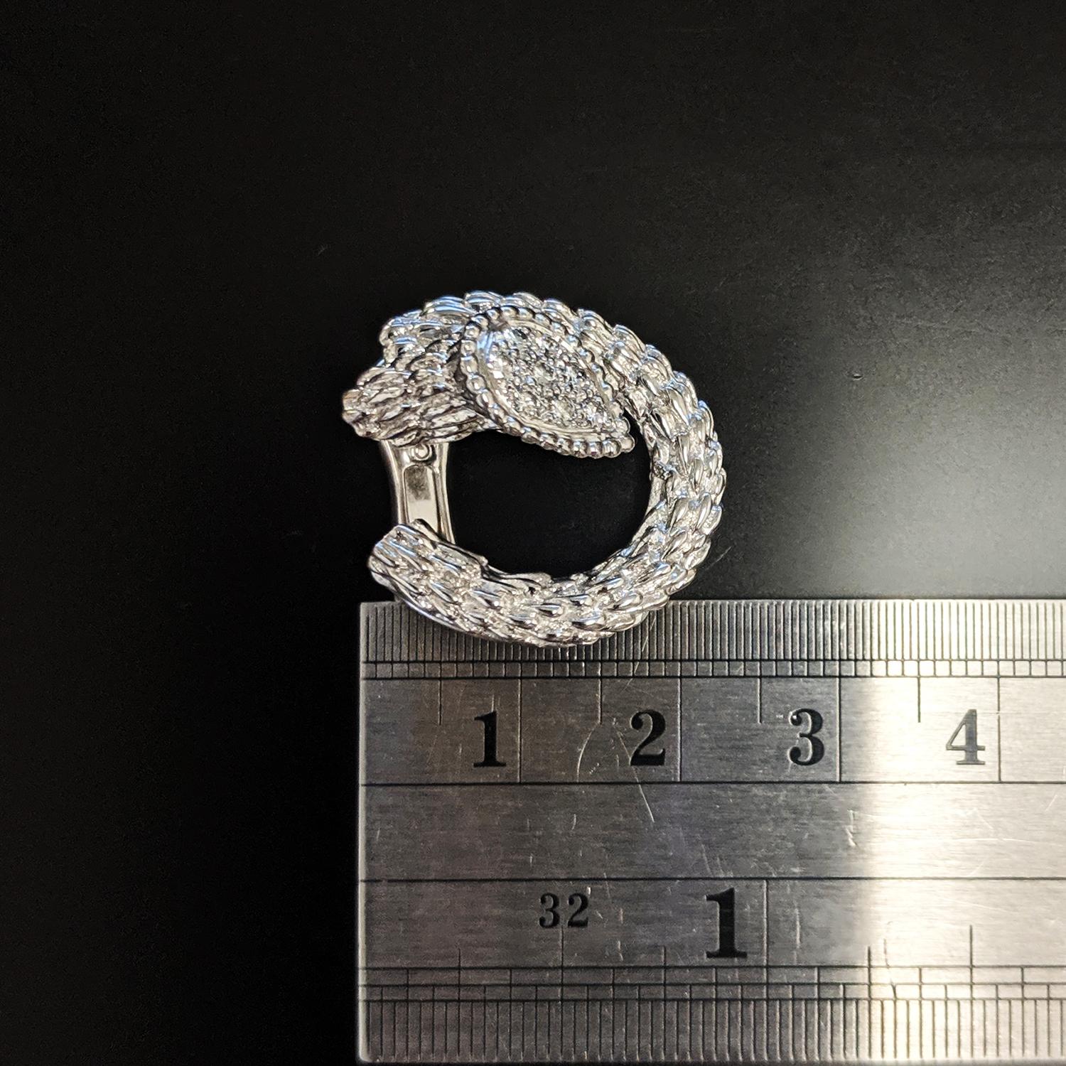 Round Cut Boucheron Paris Diamond Gold Serpent Bohème Clip Earrings