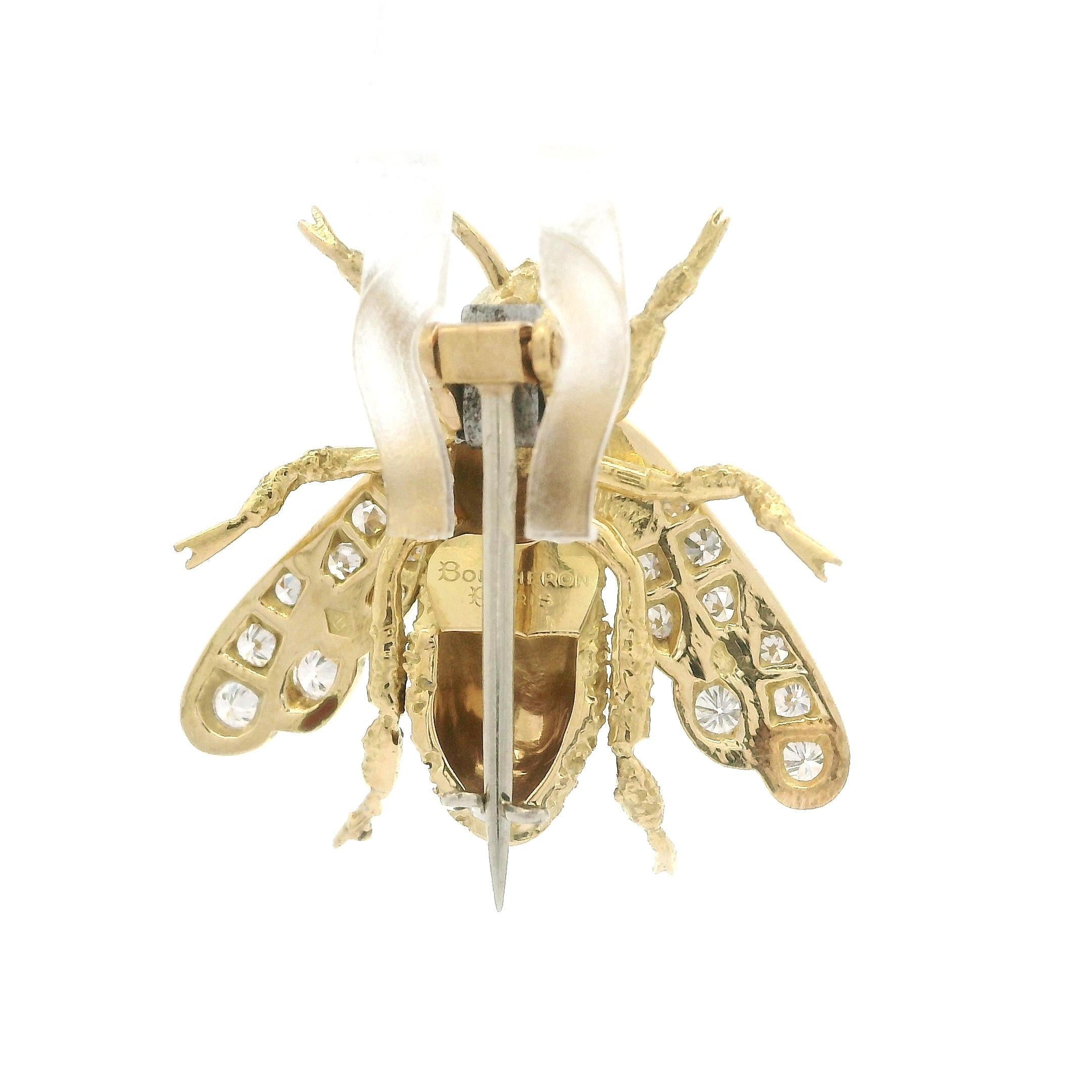 Boucheron Paris 18k Gold Diamond Banded Enamel Realistic Bumble Bee Fly Brooch 4