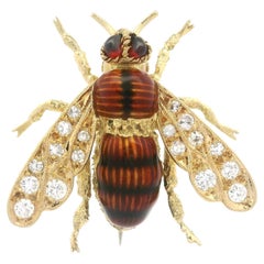 Boucheron París Broche de oro de 18 quilates con banda de diamantes y esmalte realista de mosca abejorro