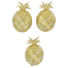Boucheron Paris 18k Gold Diamond Pineapple Earring Pin Set
