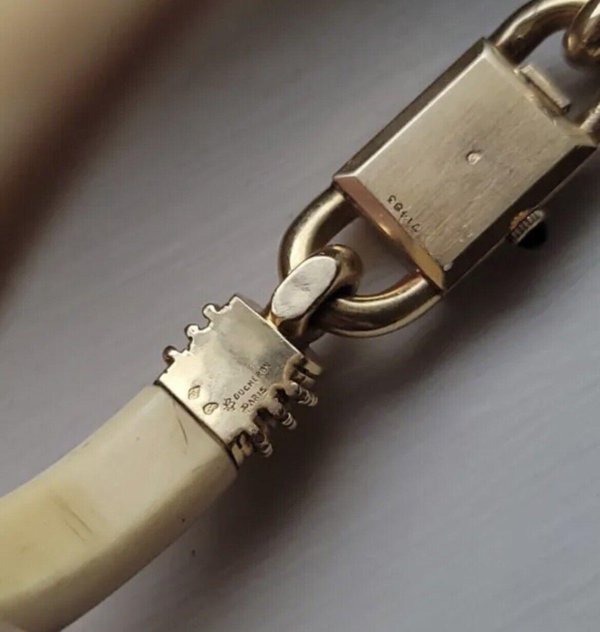 Boucheron Bracelet Montre manuelle vintage rare en or jaune 18 carats et os, Paris 6