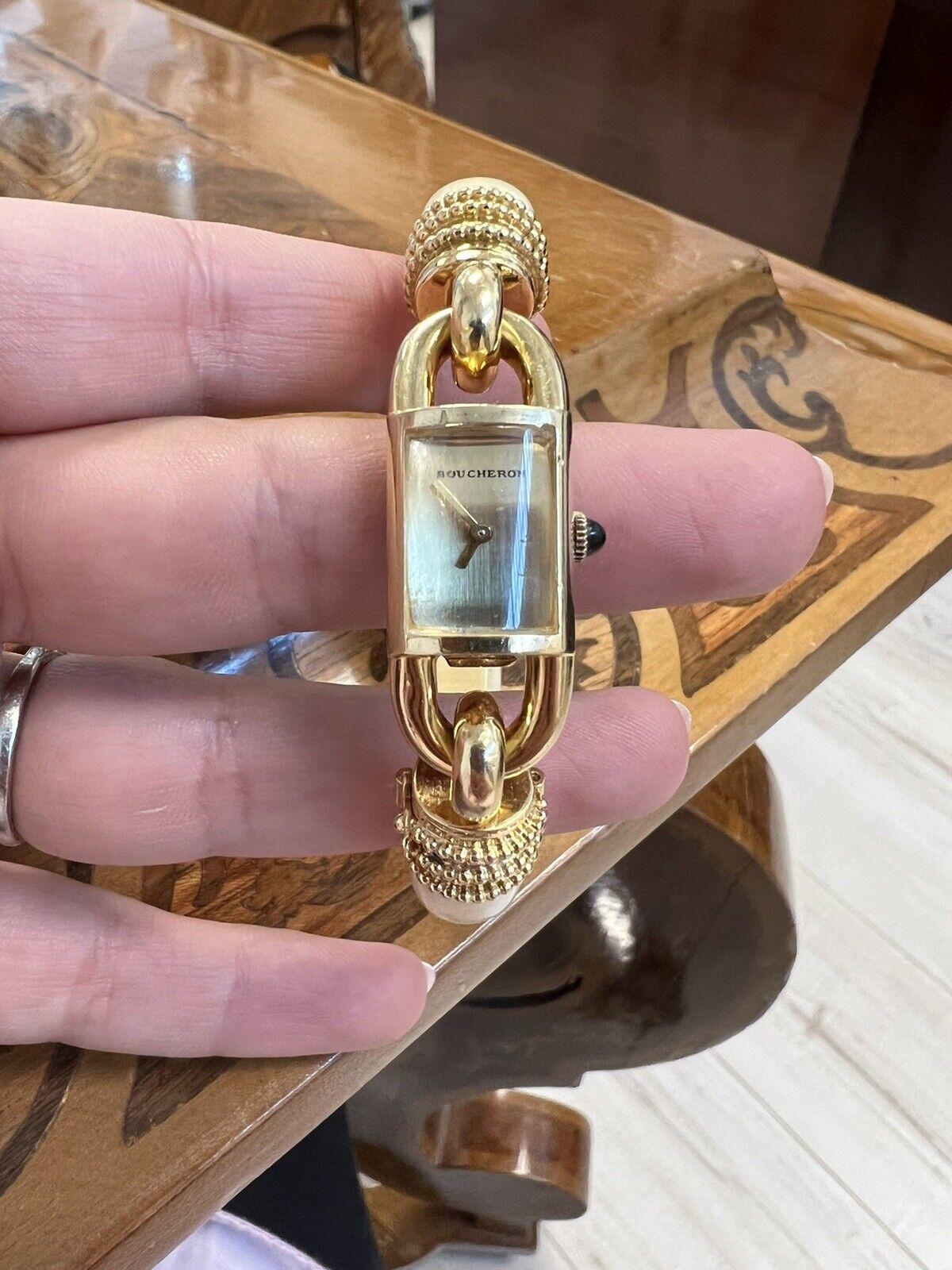 Boucheron Paris 18k Yellow Gold & Bone Manual Watch Bracelet Vintage Fully Hallmarked

Here is your chance to purchase a beautiful and highly collectible designer watch bracelet.  Truly a great piece at a great price! 

This listing is for a vintage