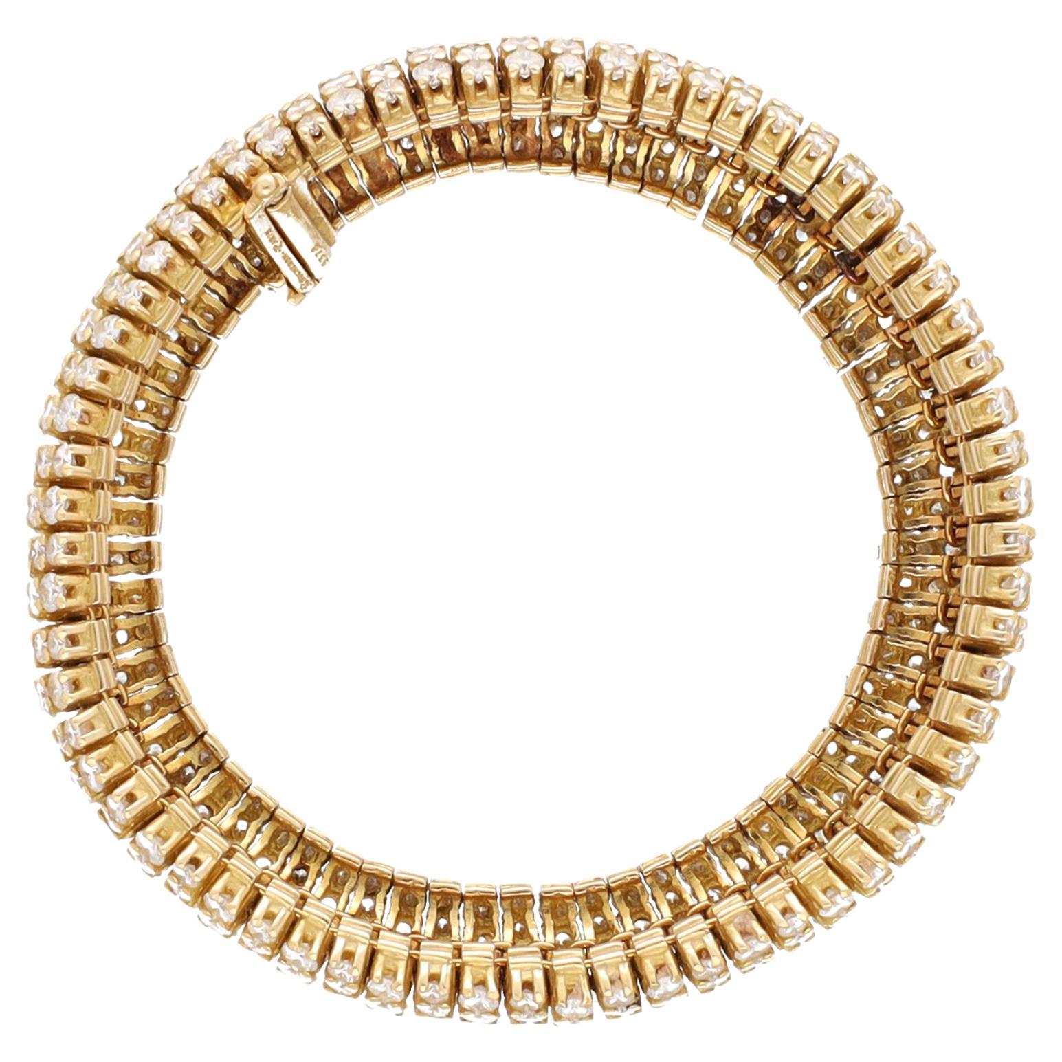 Bracelet Boucheron Paris en or jaune 18 carats et diamants Excellent état - En vente à New York, NY