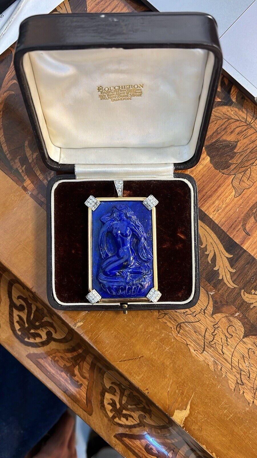 Boucheron Paris 18k Yellow Gold, Lapis & Diamond Aquarius Zodiac Pendant 1950s Retro

Here is your chance to purchase a beautiful and highly collectible designer pendant.  Truly a great piece at a great price! 

Details:

Boucheron Paris Made in