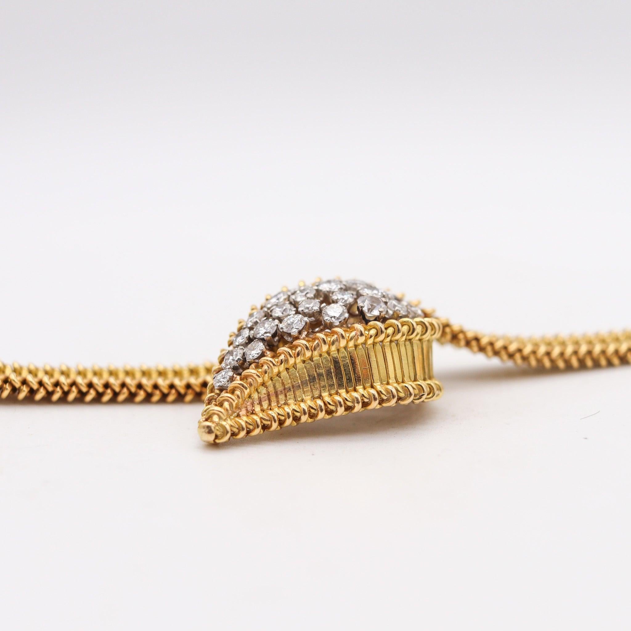 BOUCHERON Paris 1950 Modernistisches Armband aus 18 Karat Gold, Platin und 2,60 Karat Diamanten im Angebot 2