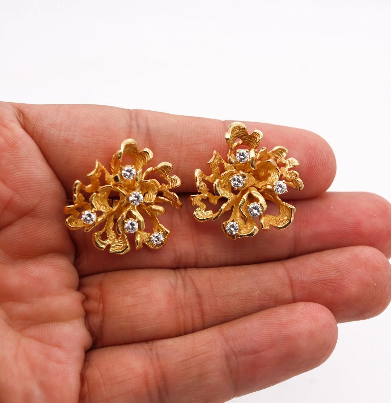 Women's Boucheron Paris 1950 Rare Suite of Earrings & Ring 18Kt Gold 2.16 Ctw Diamonds For Sale