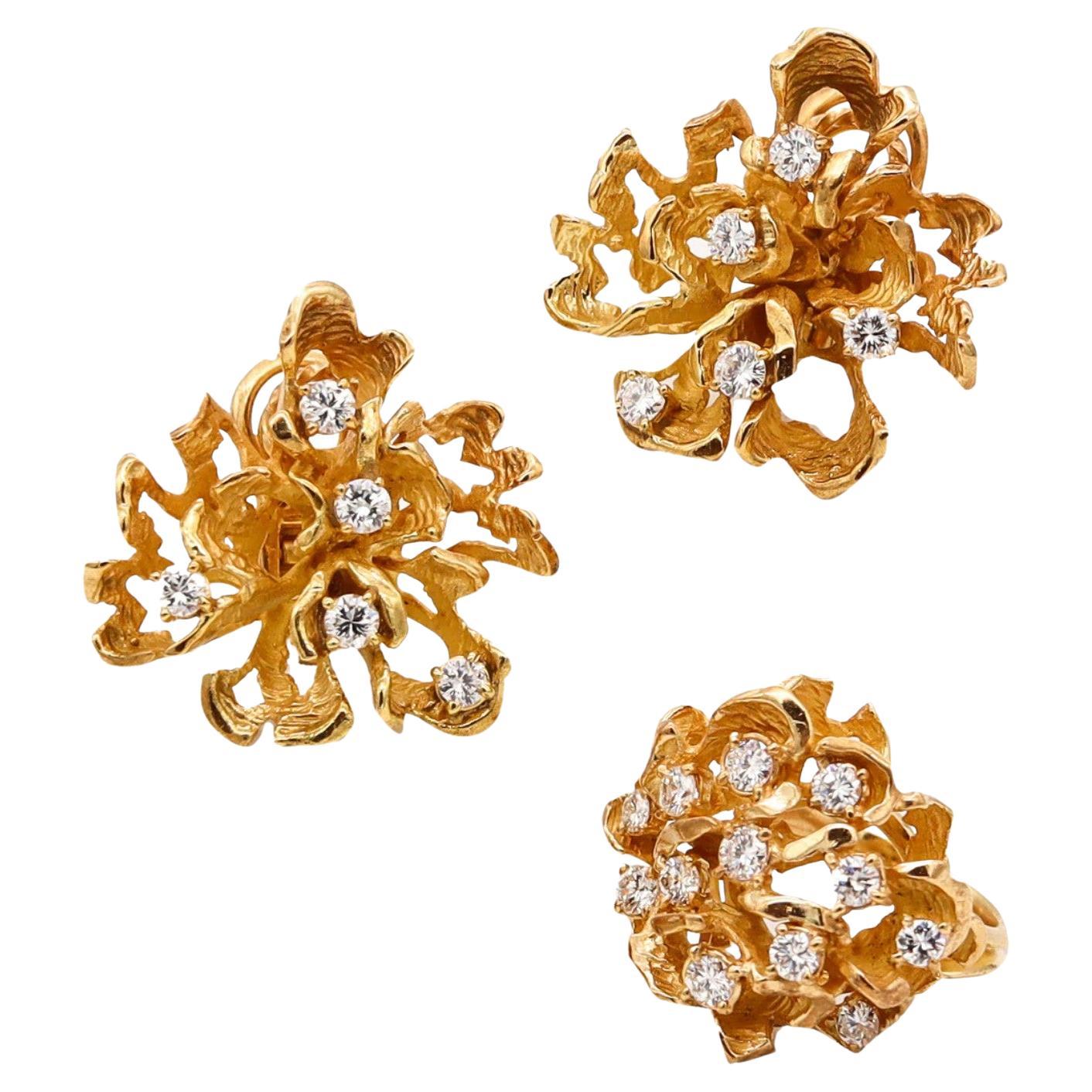 Boucheron Paris 1950 Rare Suite of Earrings & Ring 18Kt Gold 2.16 Ctw Diamonds For Sale