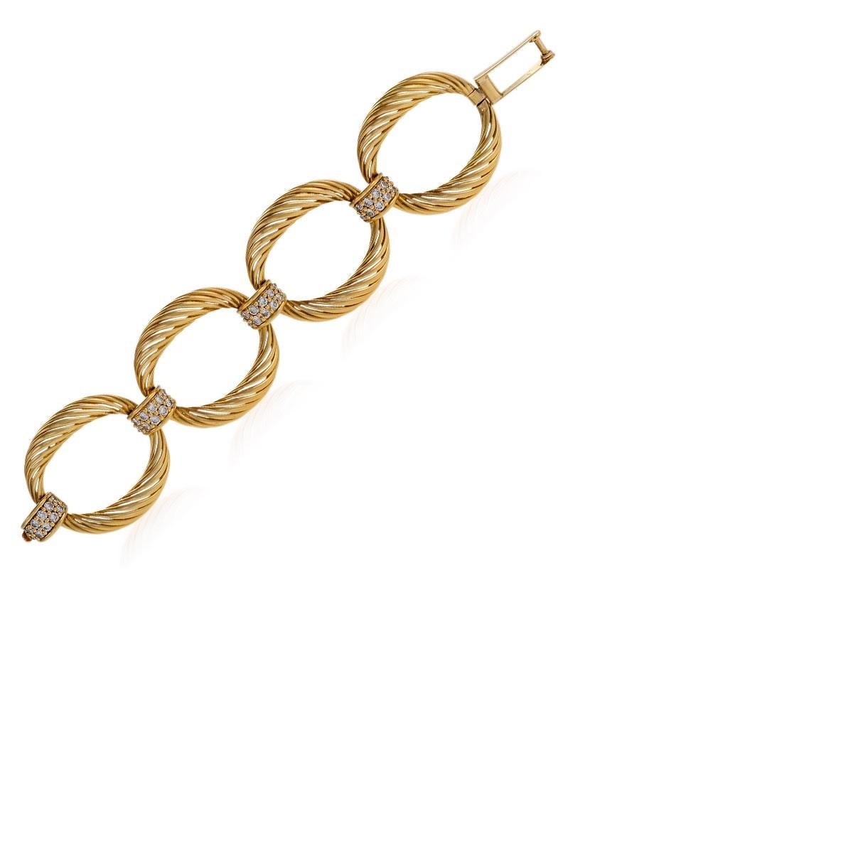 Modernist Boucheron Paris 1960s Diamond and Gold Link Bracelet