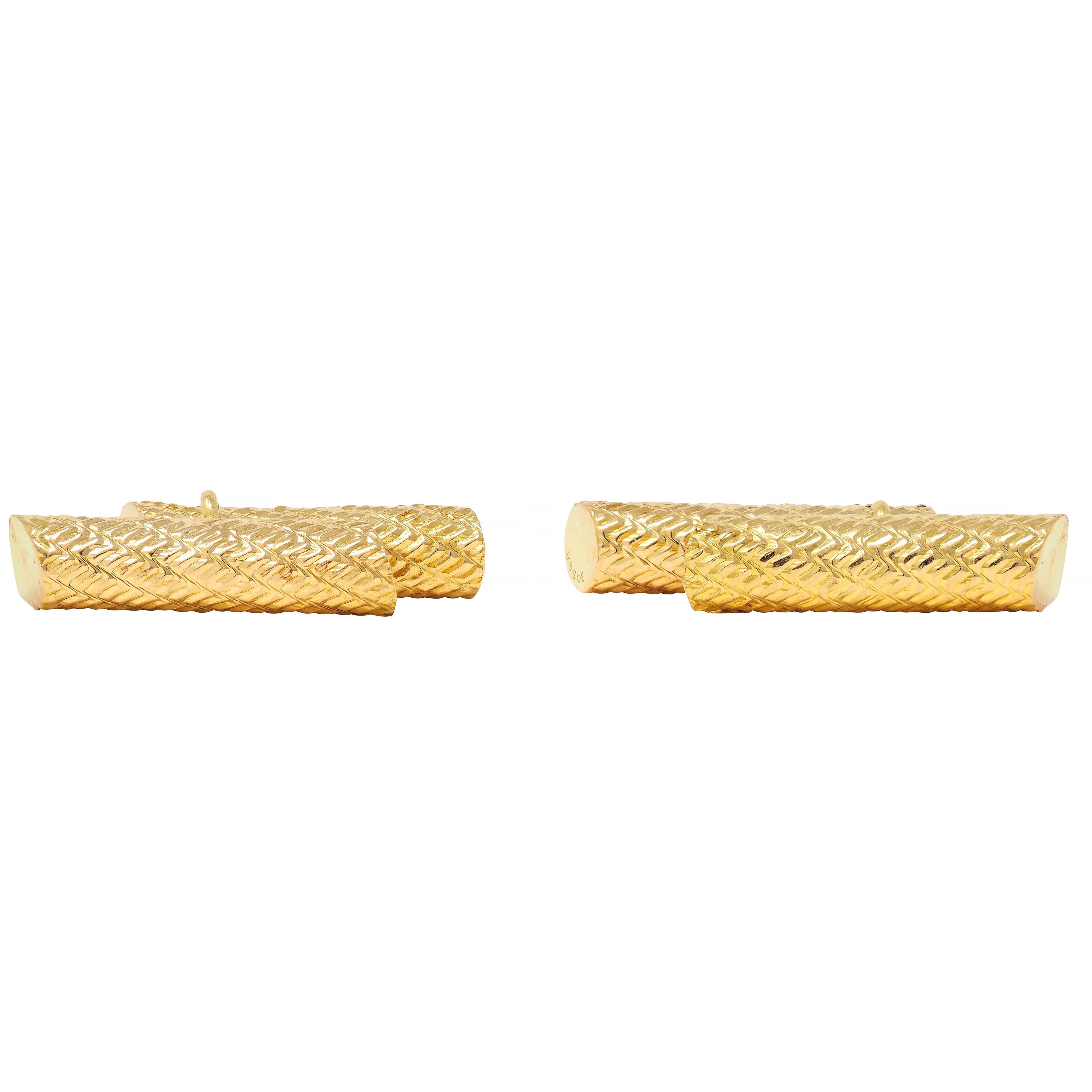 Boucheron Paris 1970's 18 Karat Yellow Gold Vintage Zig-Zag Bar Cufflinks In Excellent Condition For Sale In Philadelphia, PA