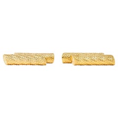 Boucheron Paris 1970's 18 Karat Yellow Gold Vintage Zig-Zag Bar Cufflinks
