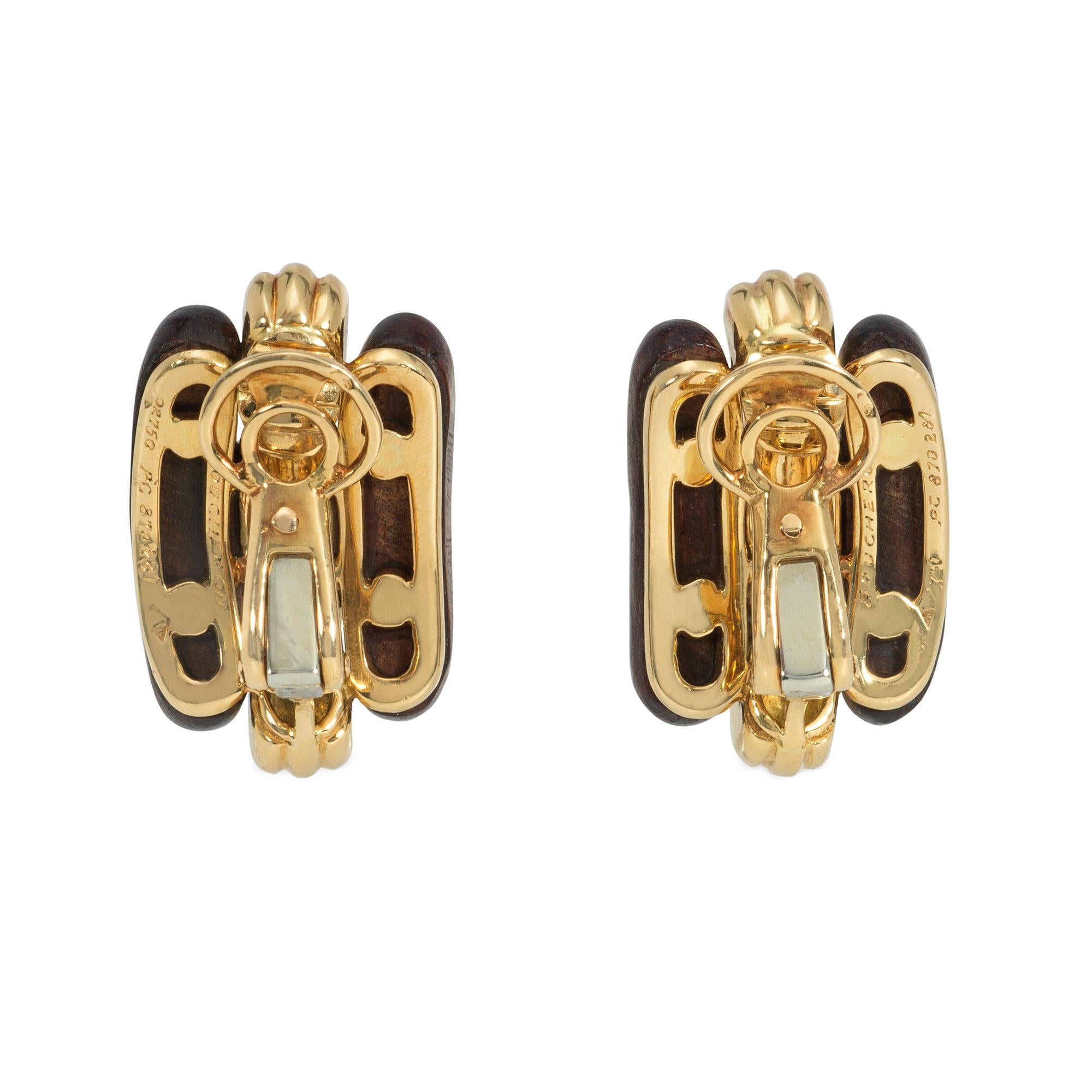 Modernist Boucheron, Paris 1970s Gold and Wood Clip Earrings