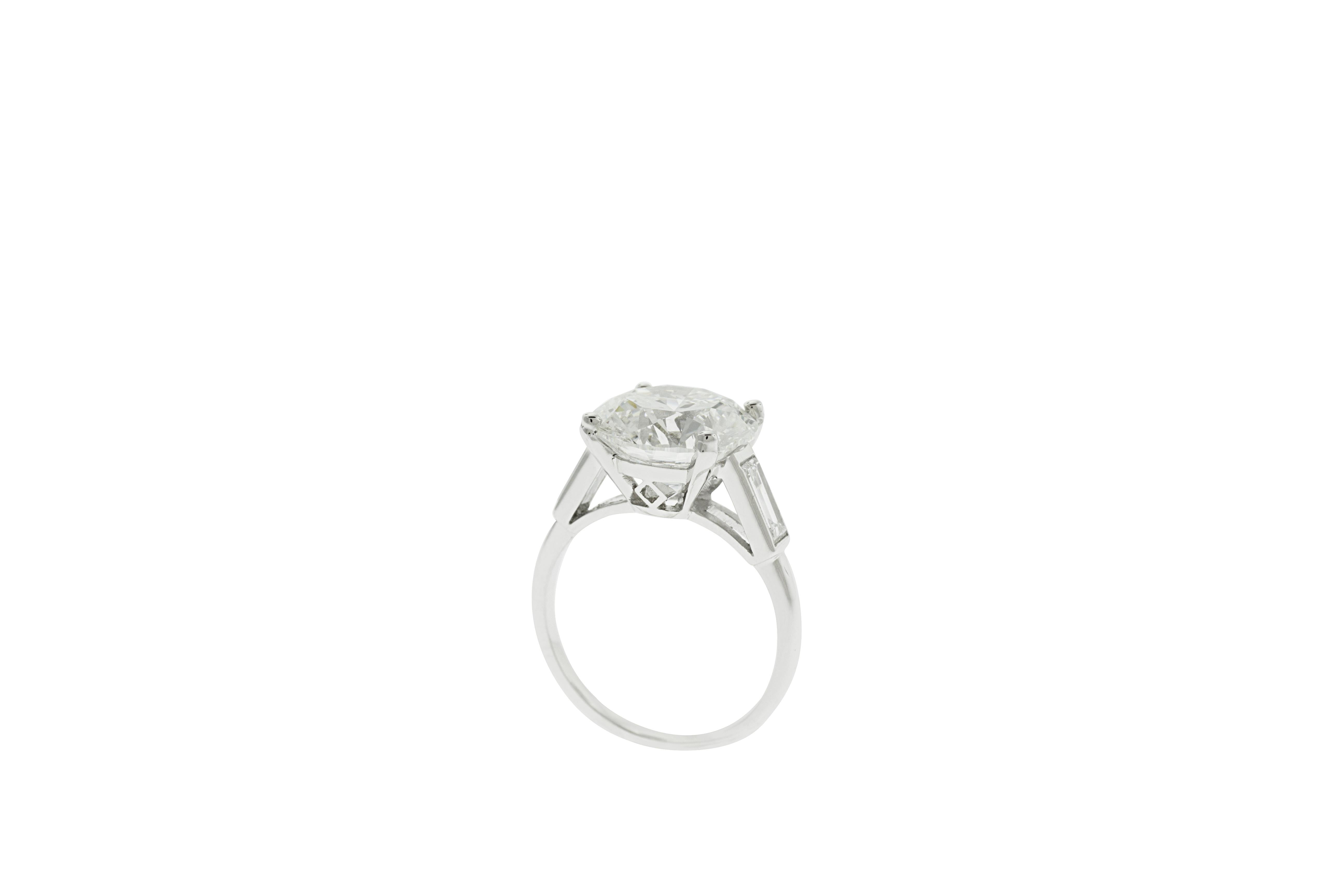 Boucheron Paris 4.76 Carat GIA Certified Round Brilliant Engagement Ring 2