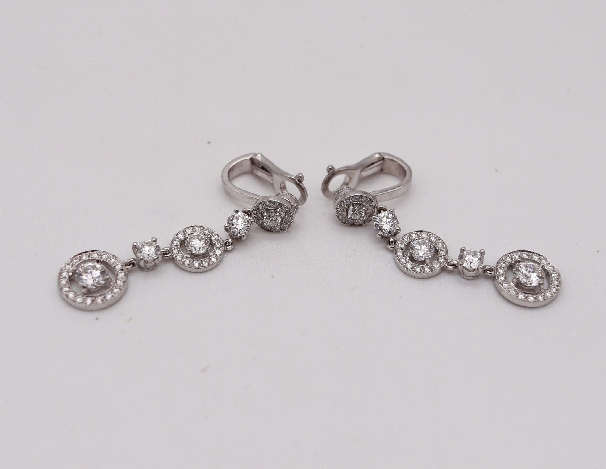 BOUCHERON Paris Ava Collection Dangle Ohrringe in 18Kt mit 9,59 Ctw in Diamanten (Modernistisch) im Angebot