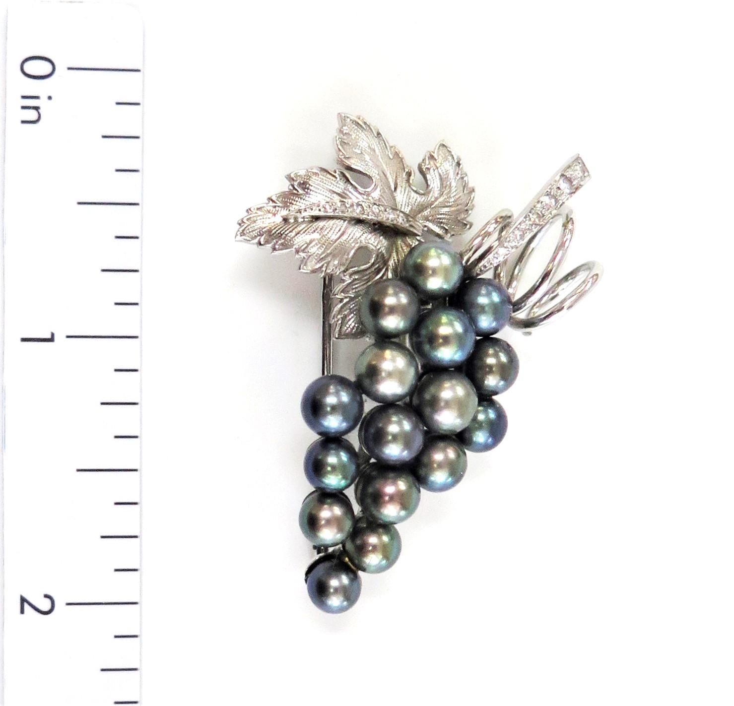 Boucheron Paris Black Pearl Grape Cluster Leaf with Diamonds Fur Clip In Excellent Condition For Sale In Bellmore, NY