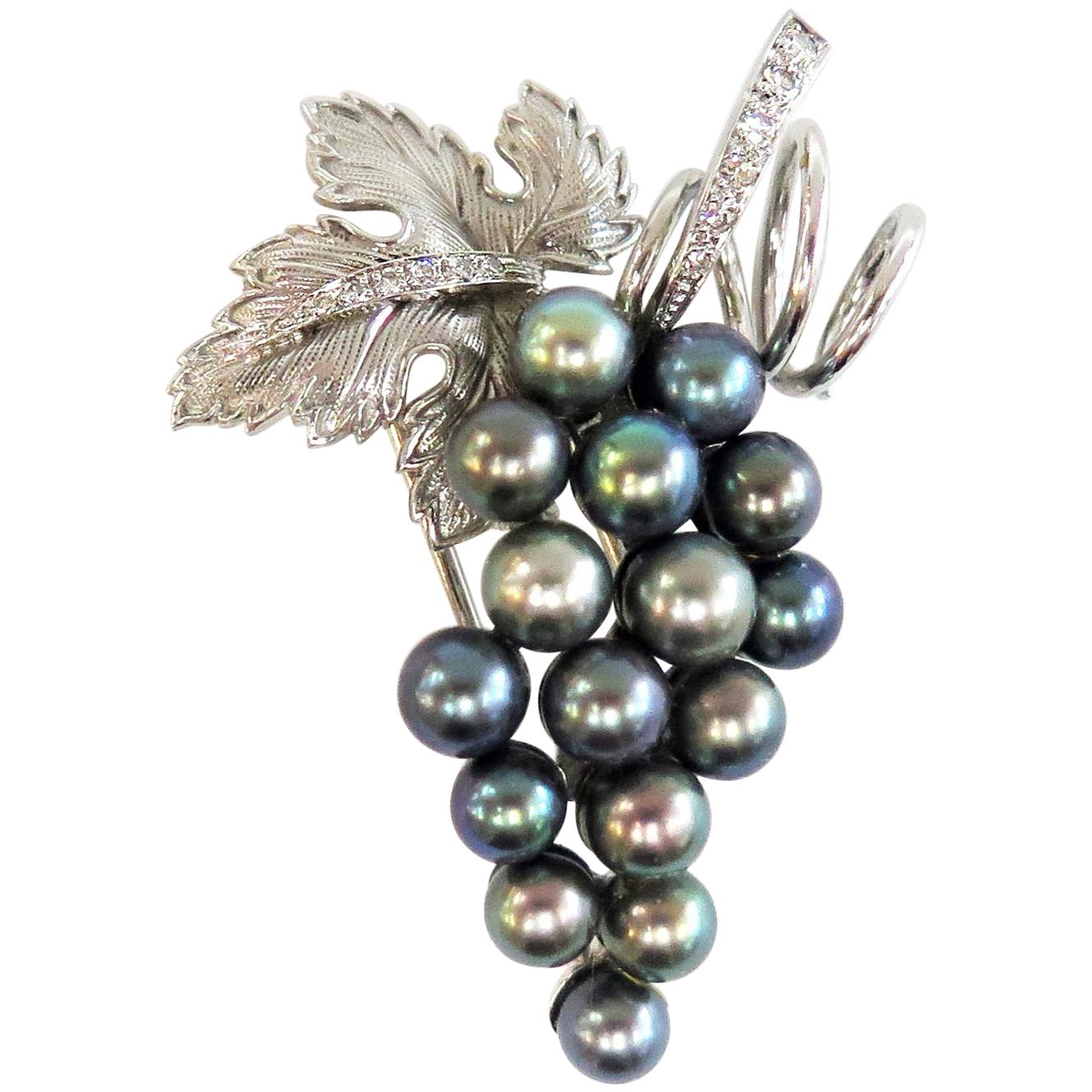 Boucheron Paris Black Pearl Grape Cluster Leaf with Diamonds Fur Clip For Sale