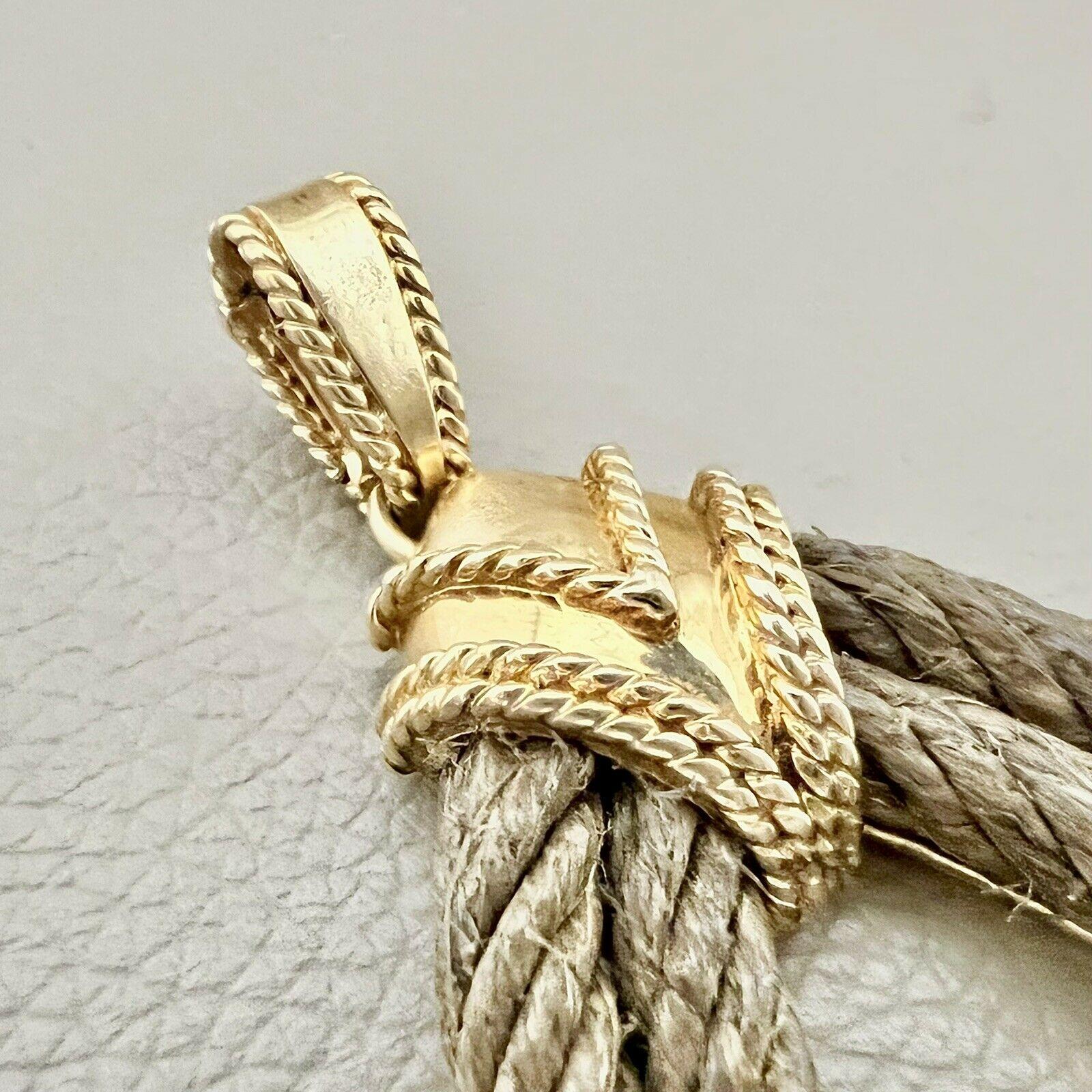 Boucheron Paris by Andre Vassort 18k Yellow Gold & Rope Mariner Motif Pendant In Excellent Condition For Sale In Beverly Hills, CA