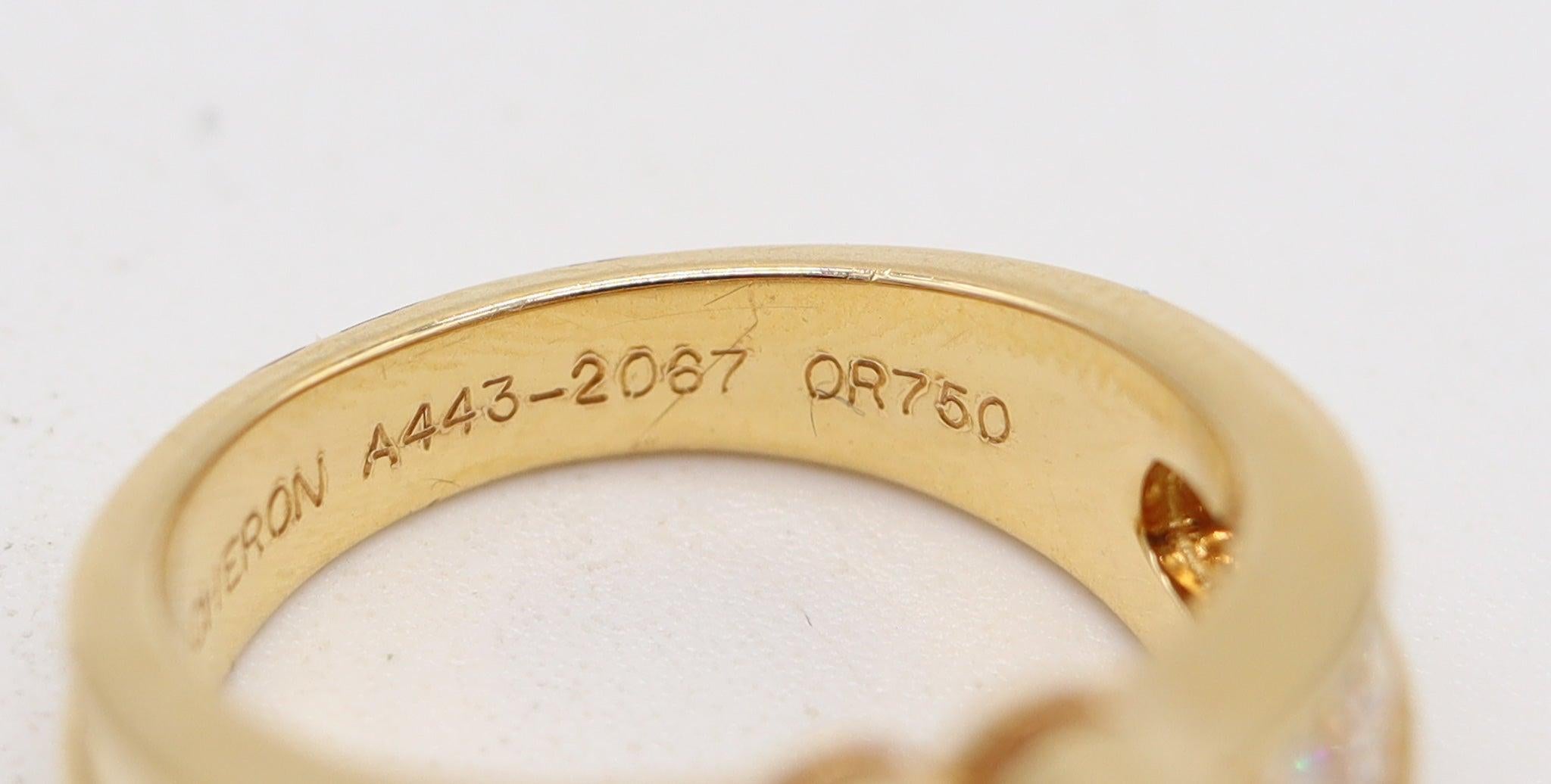 Moderniste BOUCHERON Paris Clover Ring In 18Kt Gold With 1.94 Ctw In Diamonds & Rubies en vente