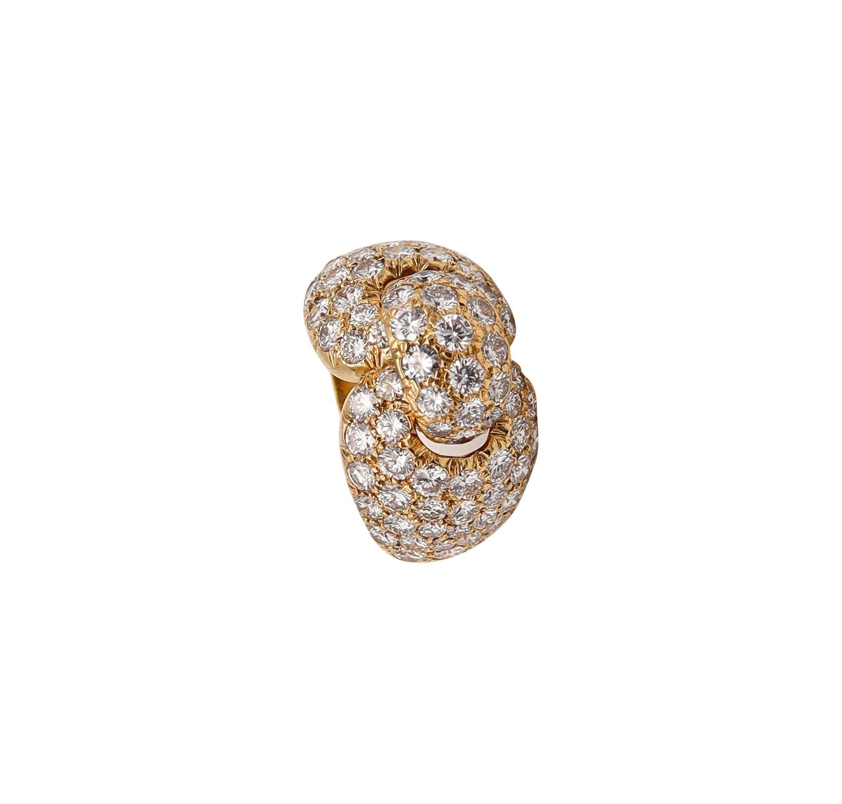 Boucheron Paris Cocktail Ring in 18Kt Yellow Gold with 8.19 Cts in Diamonds For Sale 2